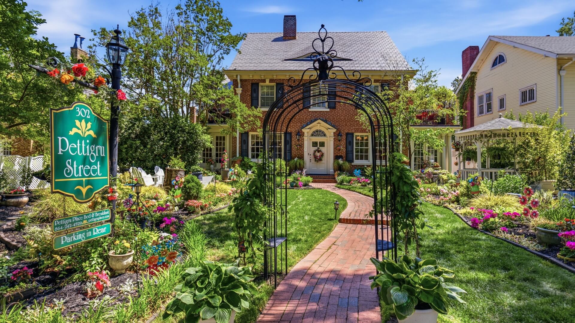 302 Pettigru St, Greenville, SC 29601
