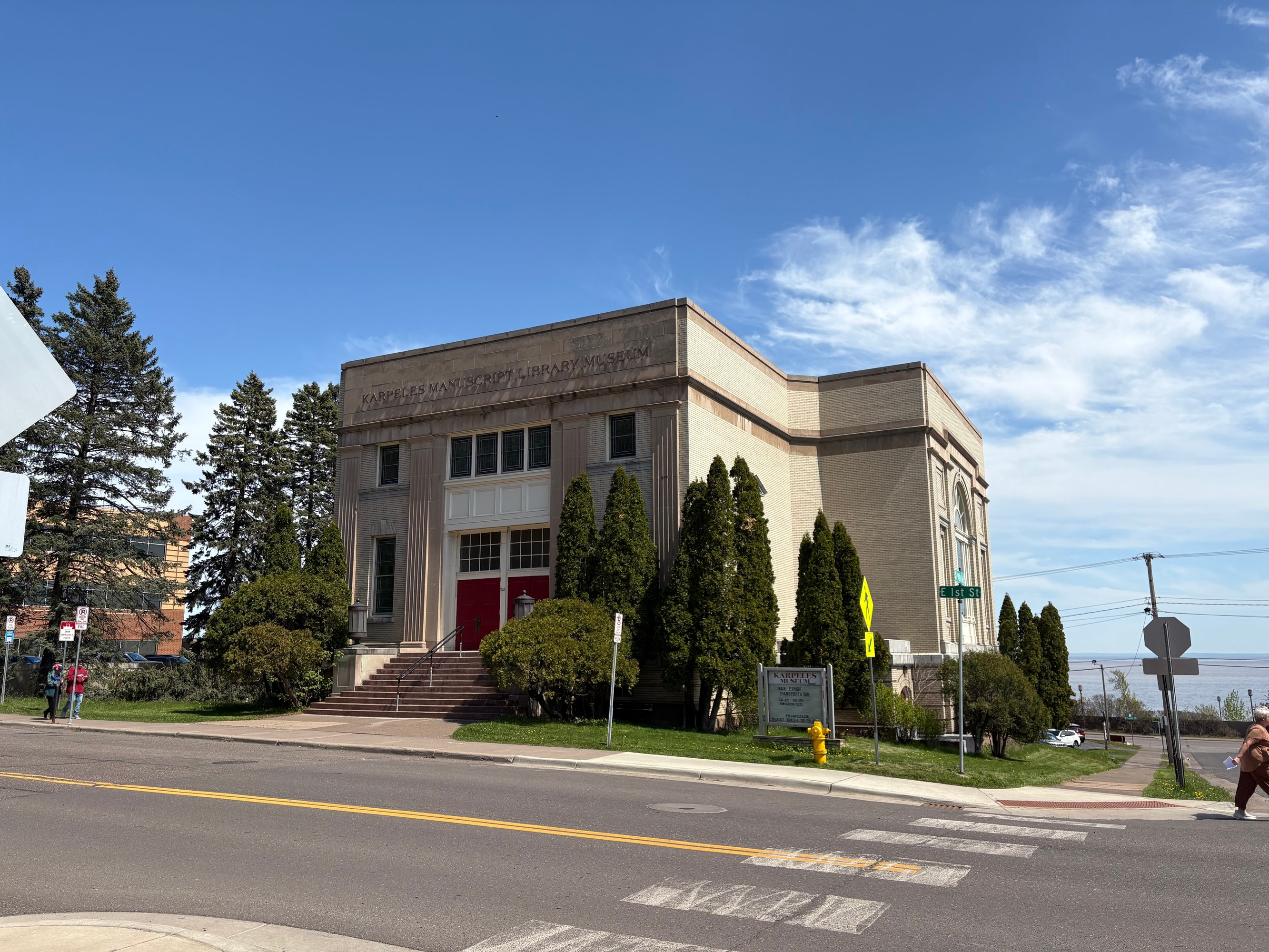 902 E 1St St, Duluth, MN 55805