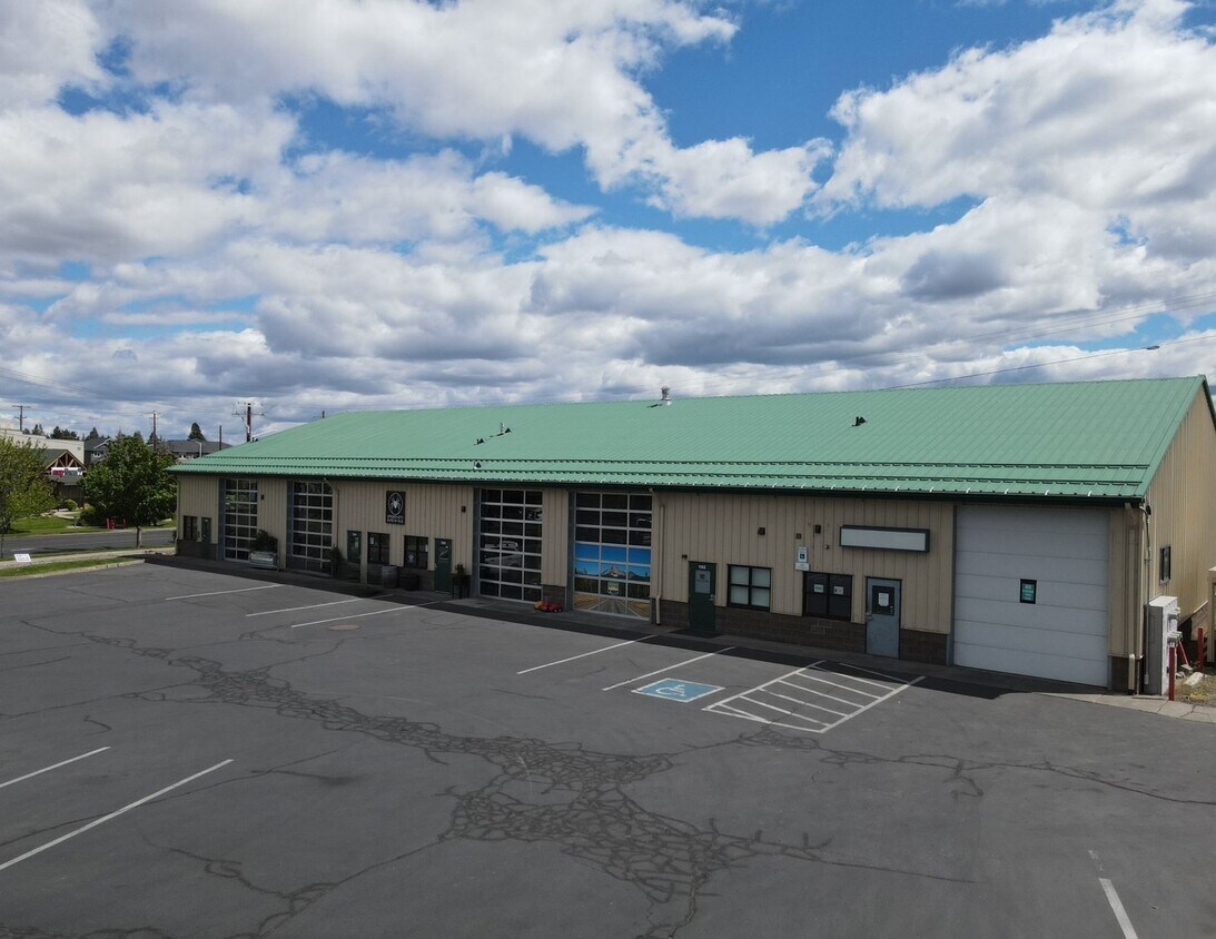 1177 Southeast 9Th St, Bend, OR 97702