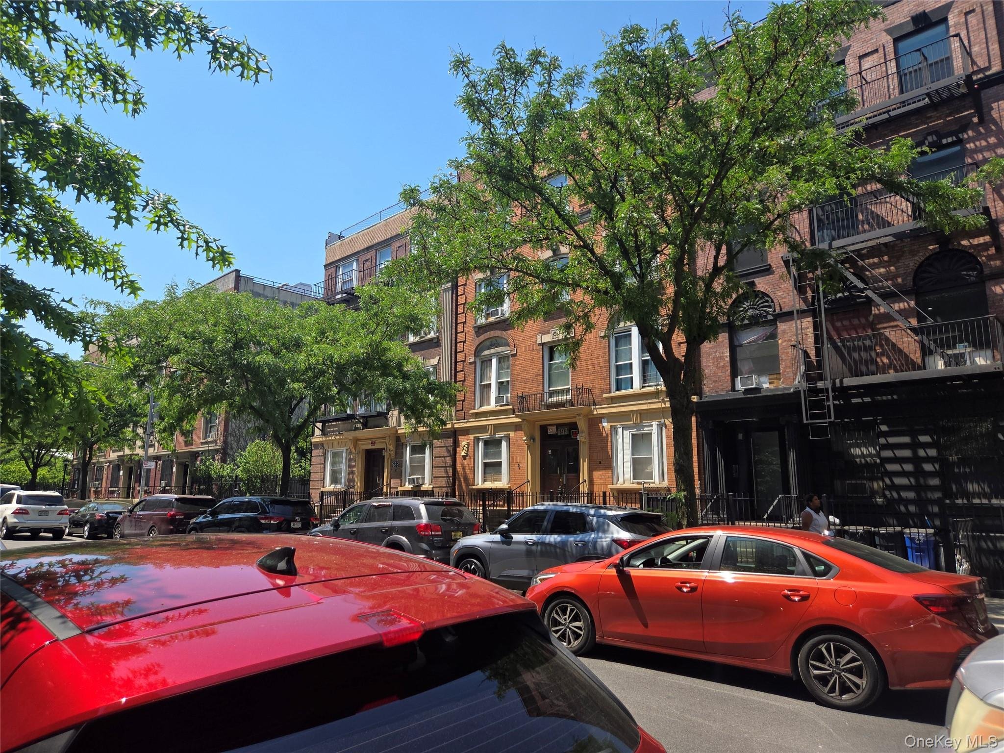 689 Beck St, Bronx, NY 10455