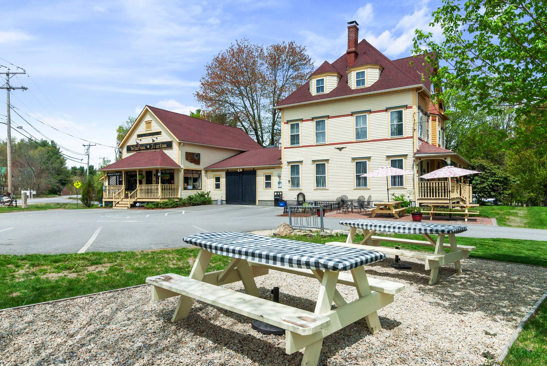 128 N Lowell Rd, Windham, NH 03087