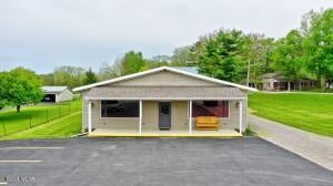 3945 Stewart Rd, Lima, OH 45801