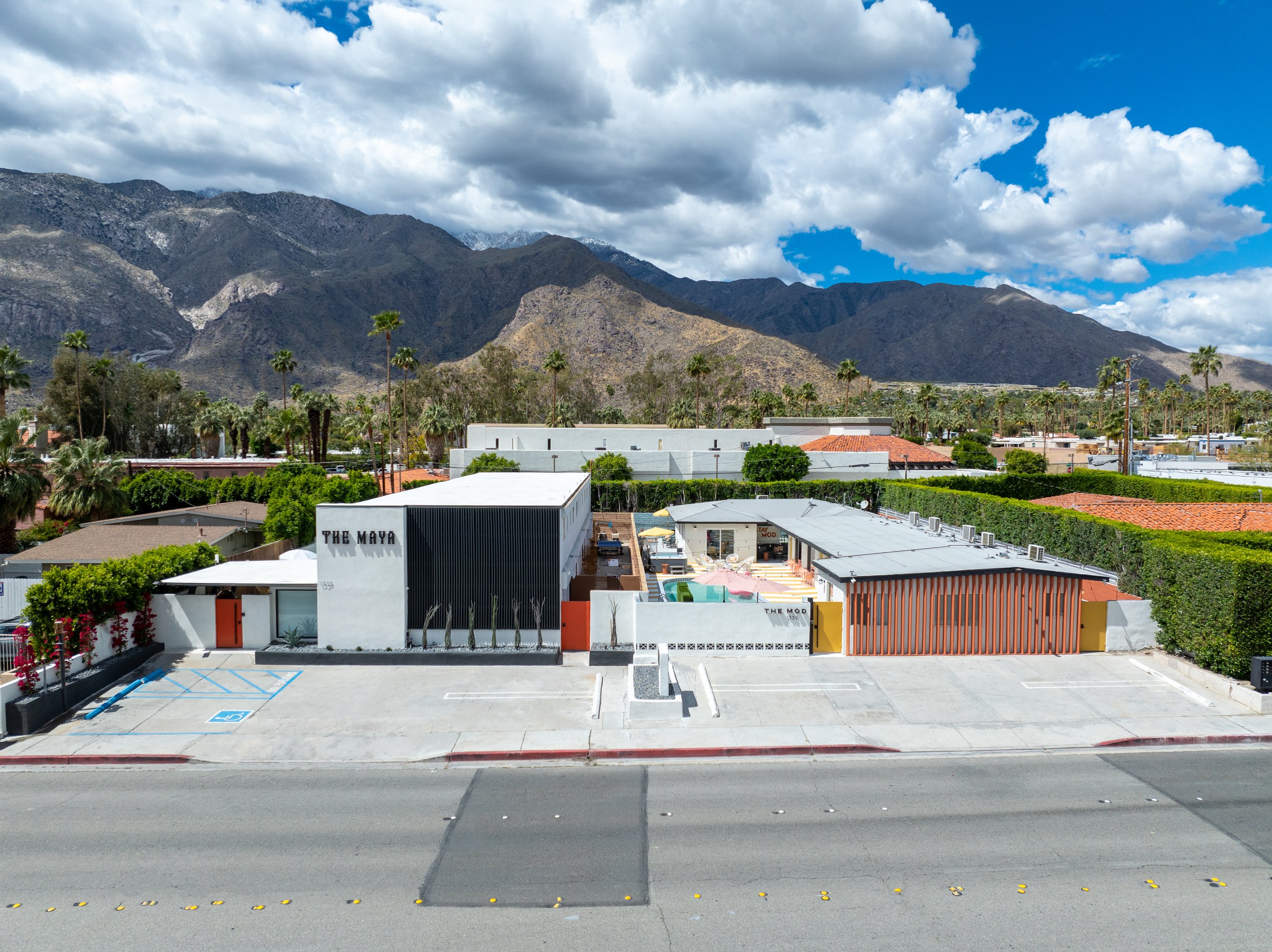 1333 N Indian Canyon Dr, Palm Springs, CA 92262