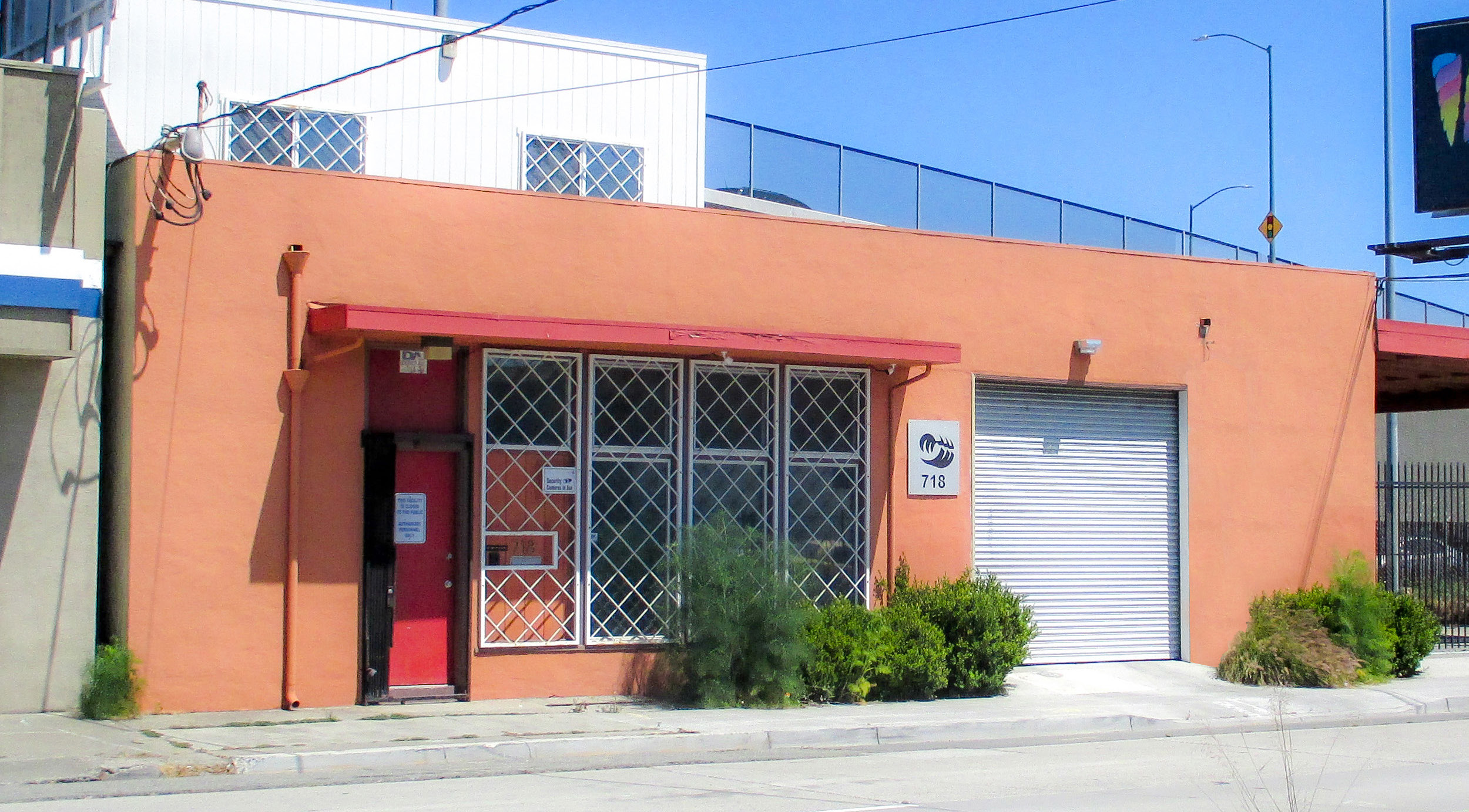 718 Kennedy St, Oakland, CA 94606