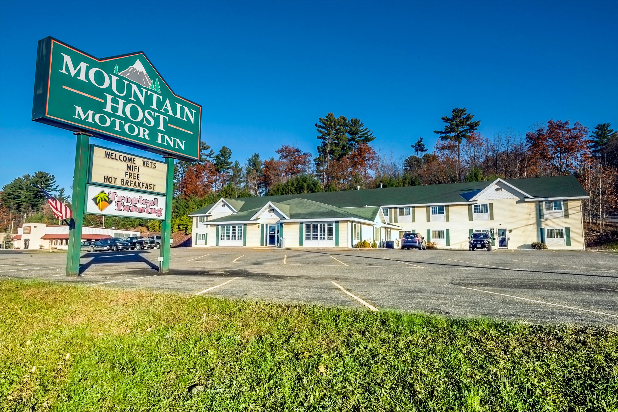 1451 S Stephenson Ave, Iron Mountain, MI 49801