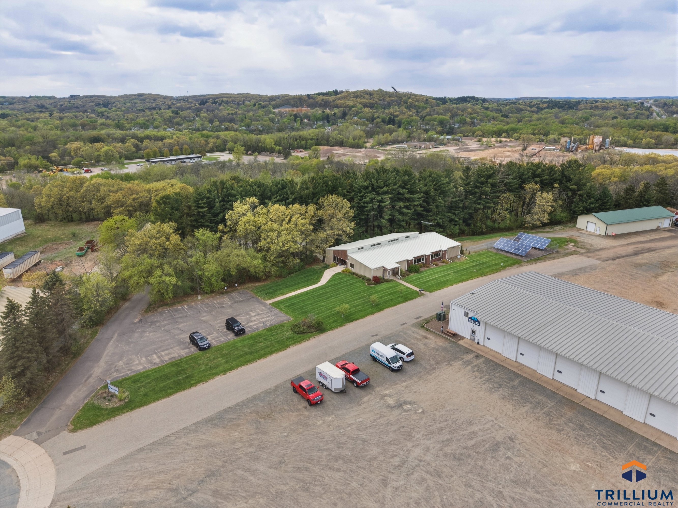 2725 Arbor Ct, Eau Claire, WI 54701