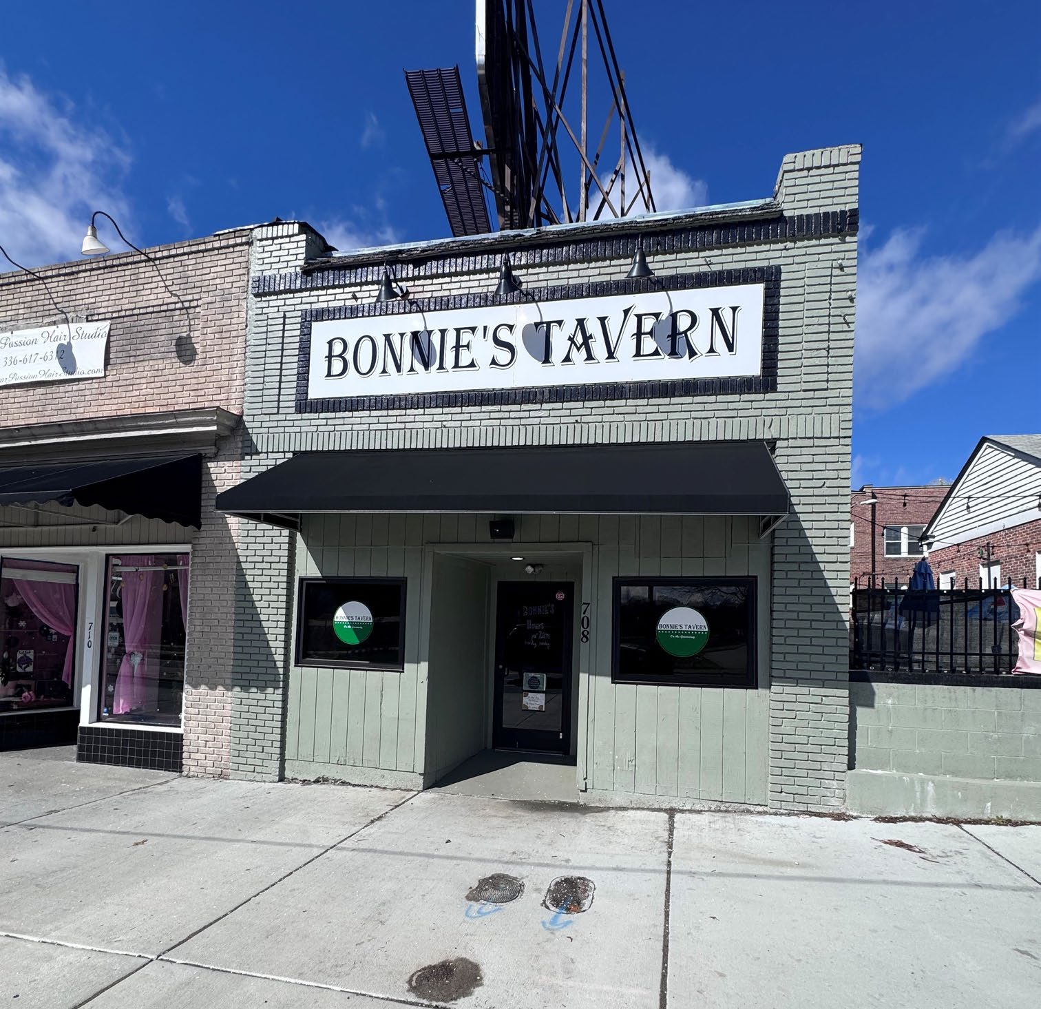 708 W Market St, Greensboro, NC 27401
