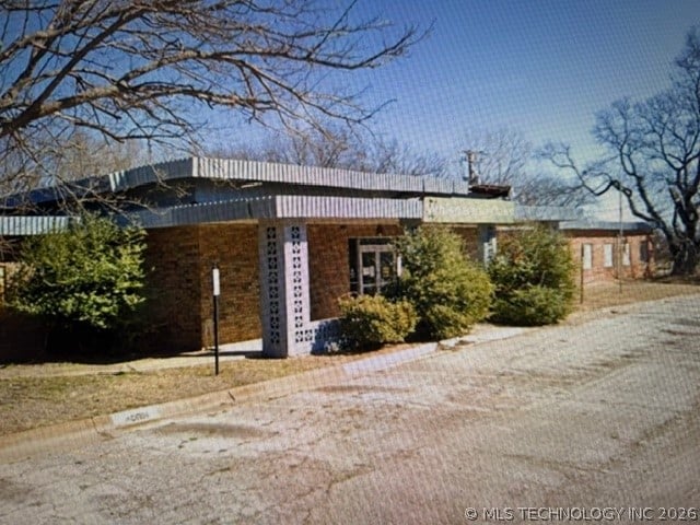 111 13Th Ave NW, Ardmore, OK 73401