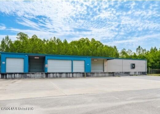 6312 Shortcut Rd, Moss Point, MS 39563