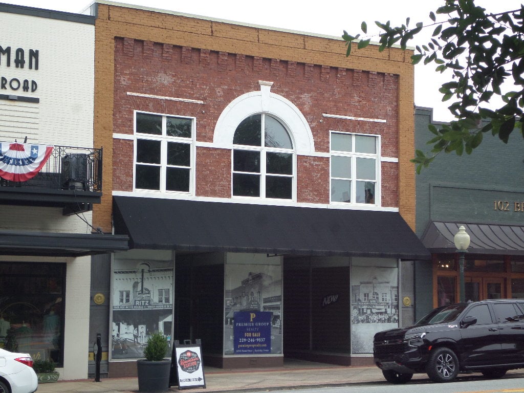 106 North Broad St, Bainbridge, GA 39817