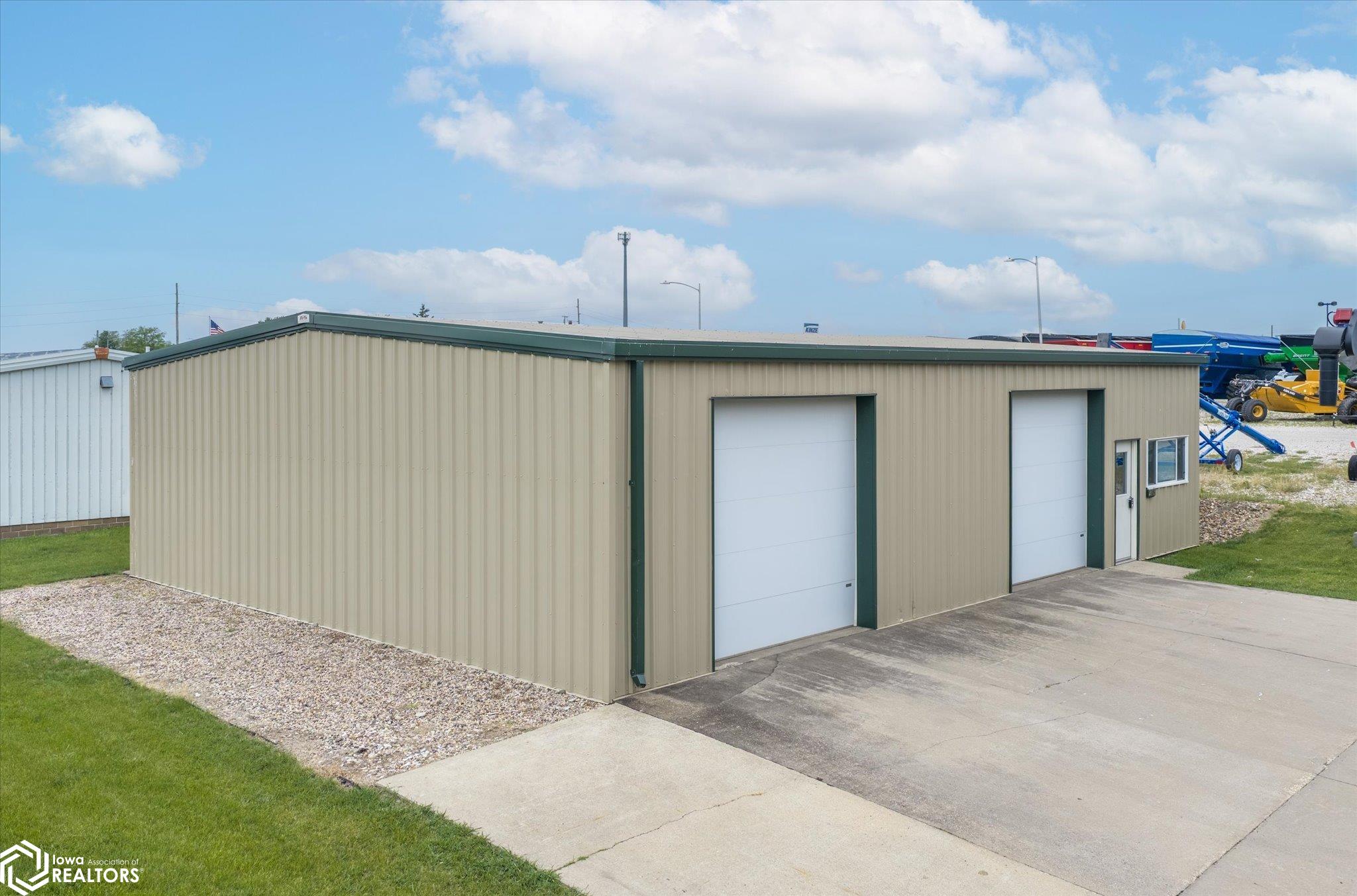 2103 Lincoln Ave, Harlan, IA 51537