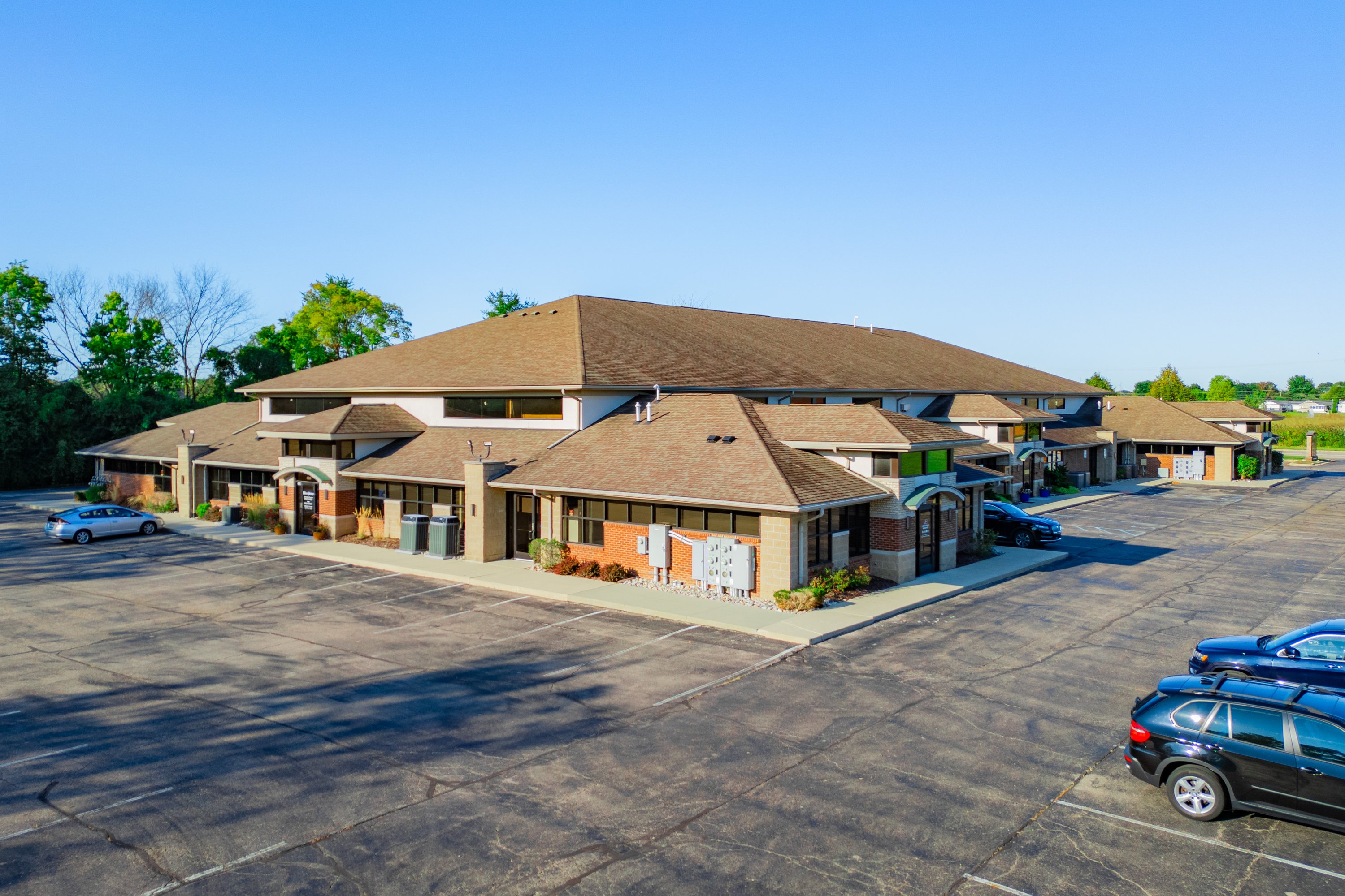 45200 Card Rd, Macomb, MI 48044