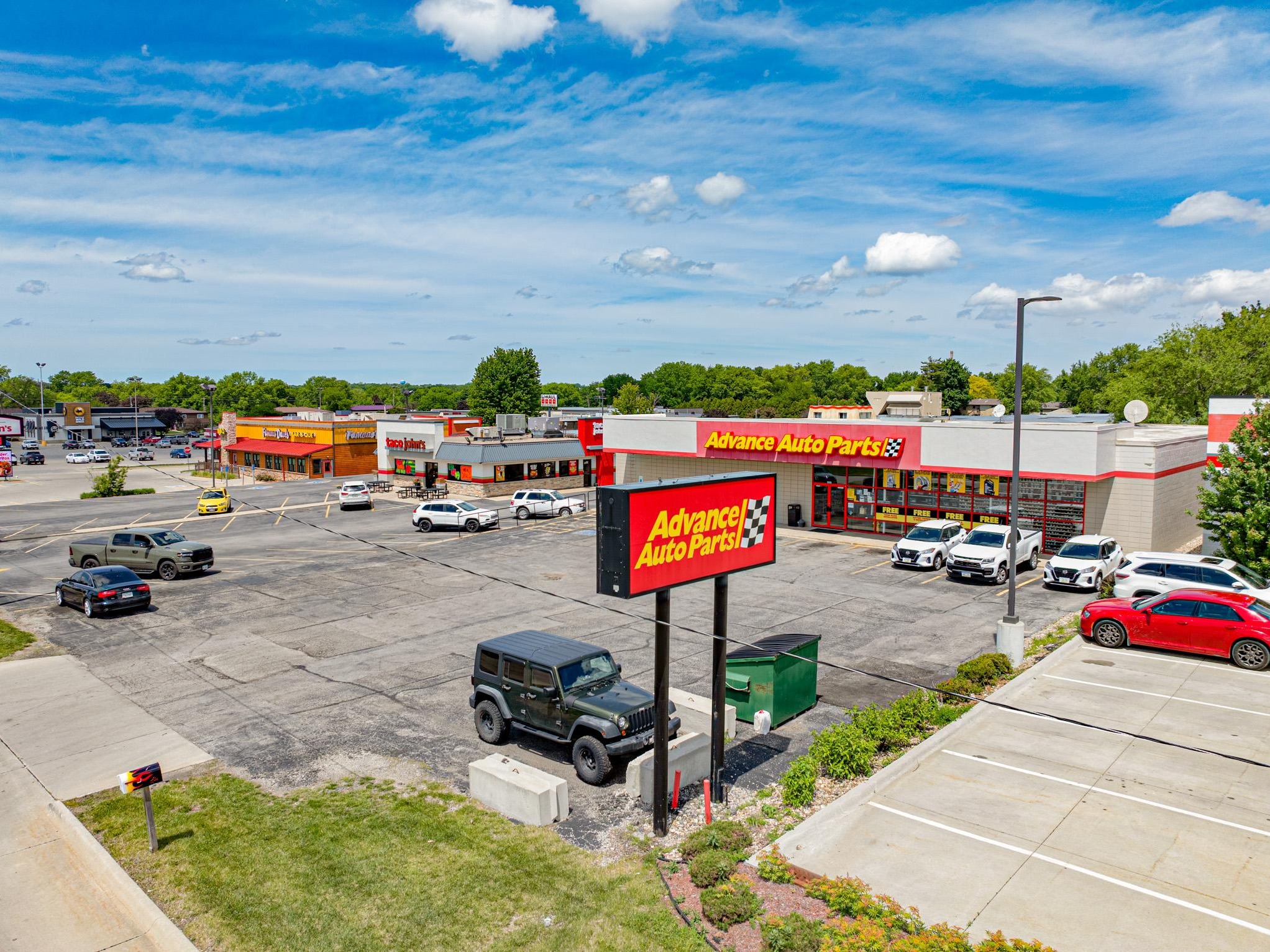 6200 University Ave, Cedar Falls, IA 50613