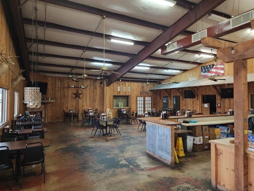 2341 N Main St, Junction, TX 76849