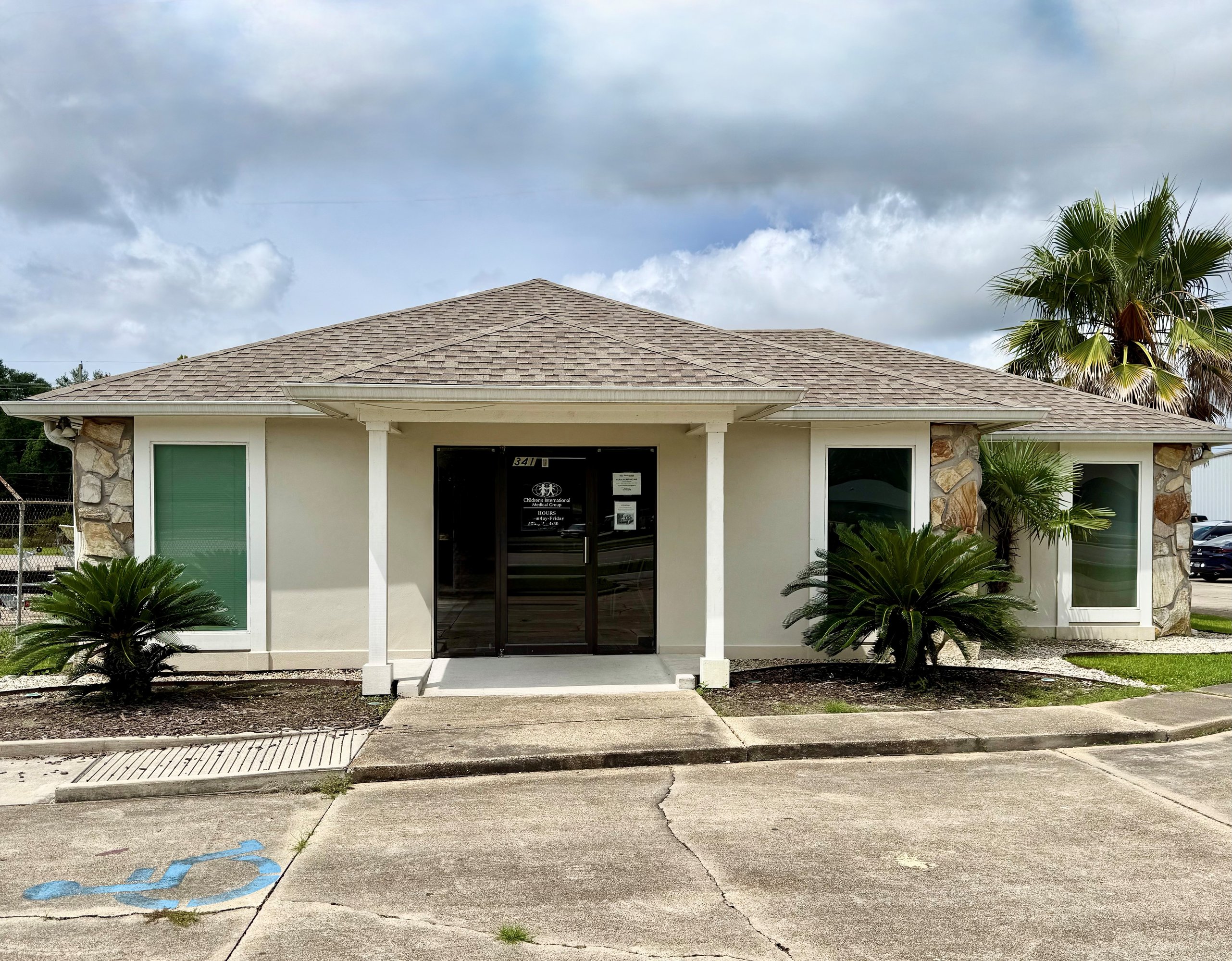 341 Highway 90, Gautier, MS 39553