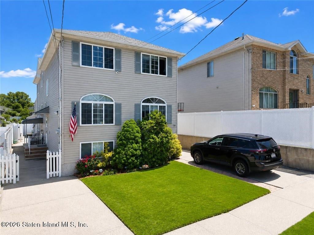 32 Franklin Pl, Staten Island, NY 10314