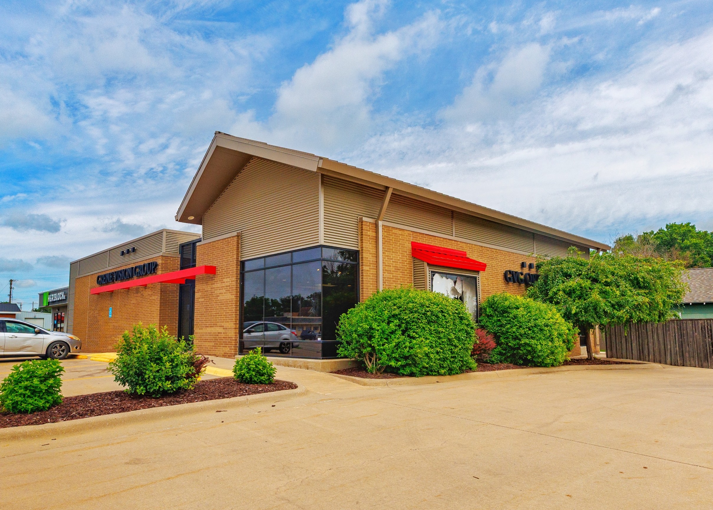 1408 W Central Ave, El Dorado, KS 67042