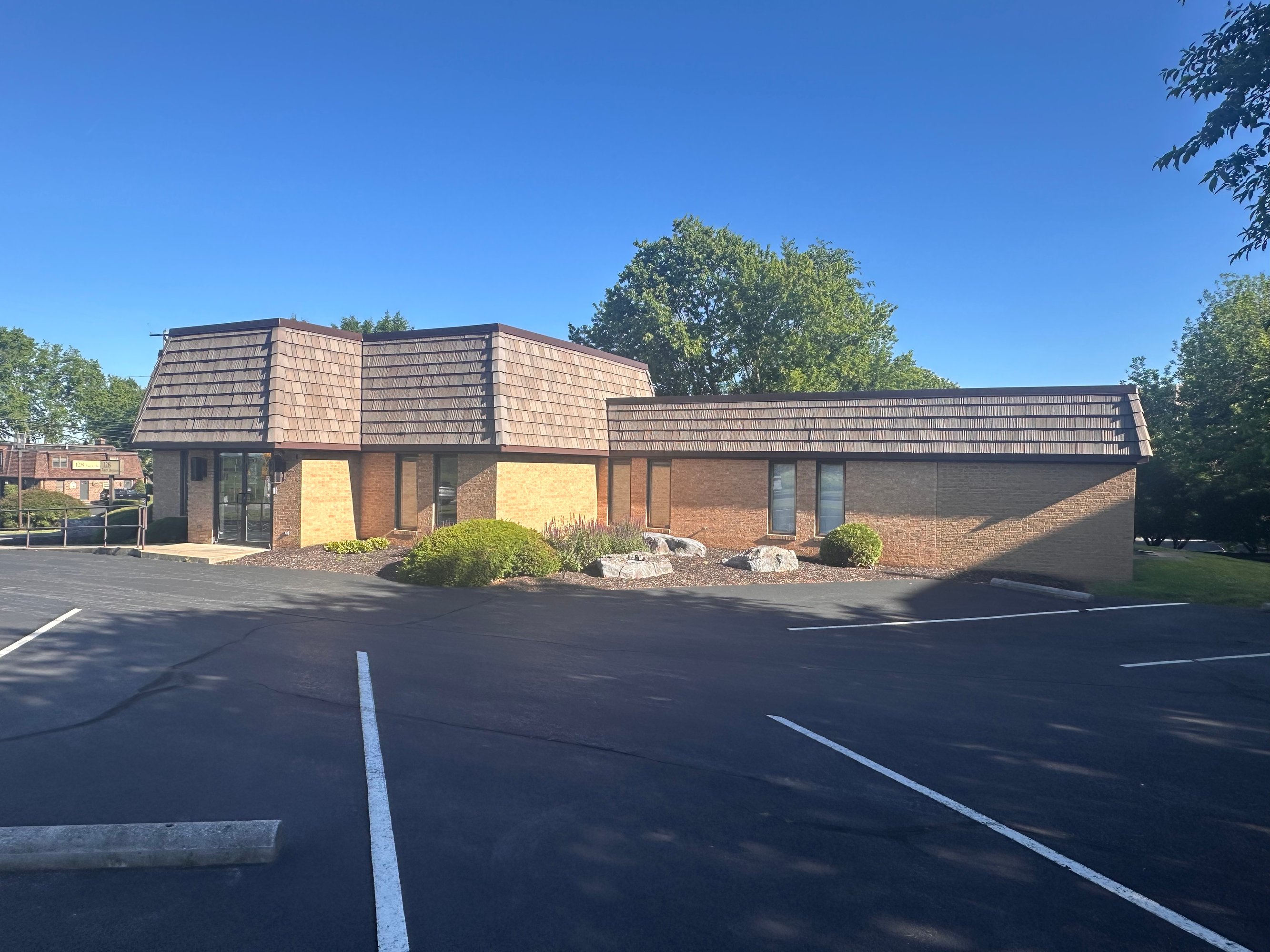 1135 West Governor Rd, Hummelstown, PA 17036