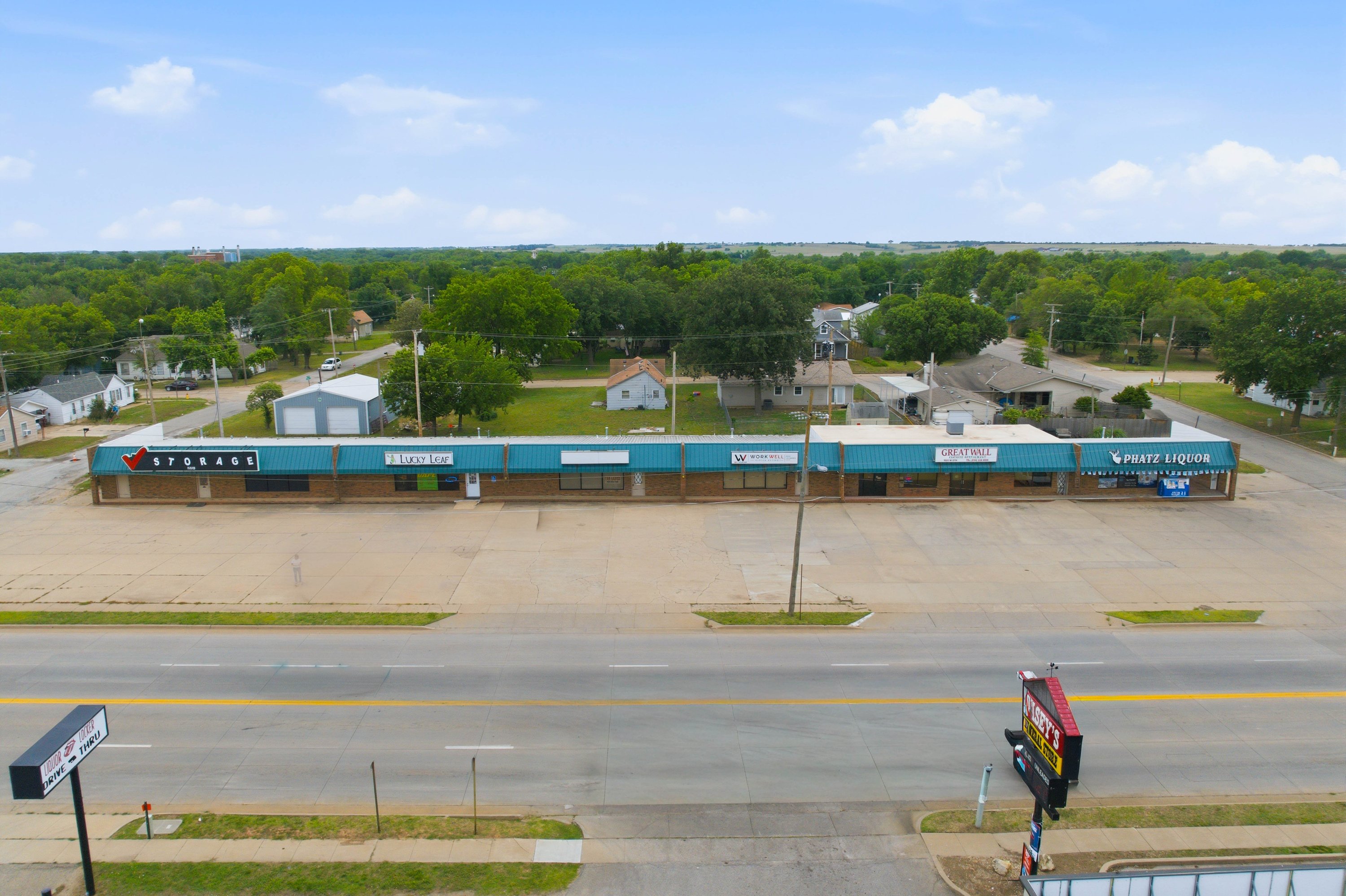 1004 W 8Th St, Wellington, KS 67152