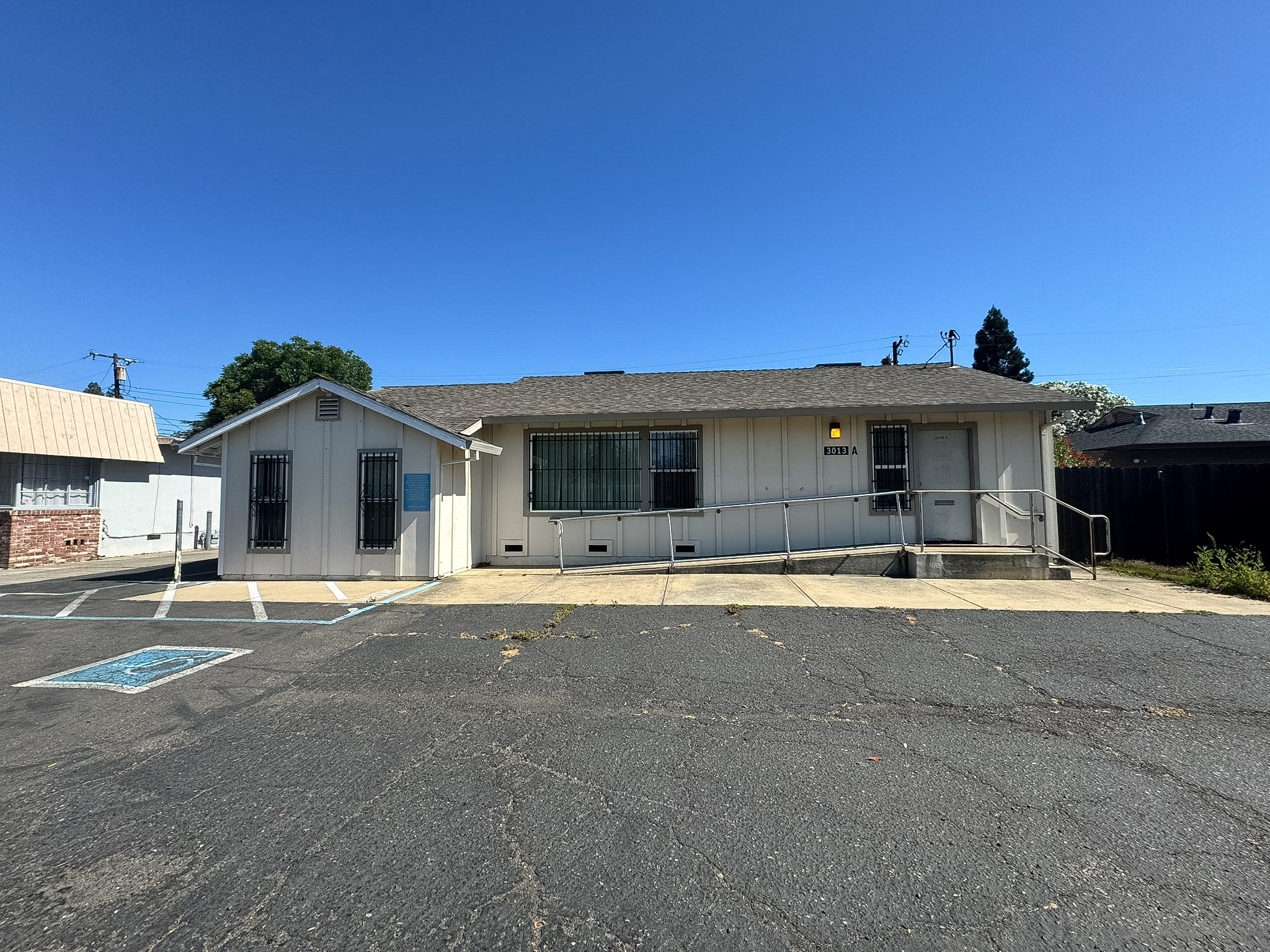 3013 El Camino Ave, Sacramento, CA 95821