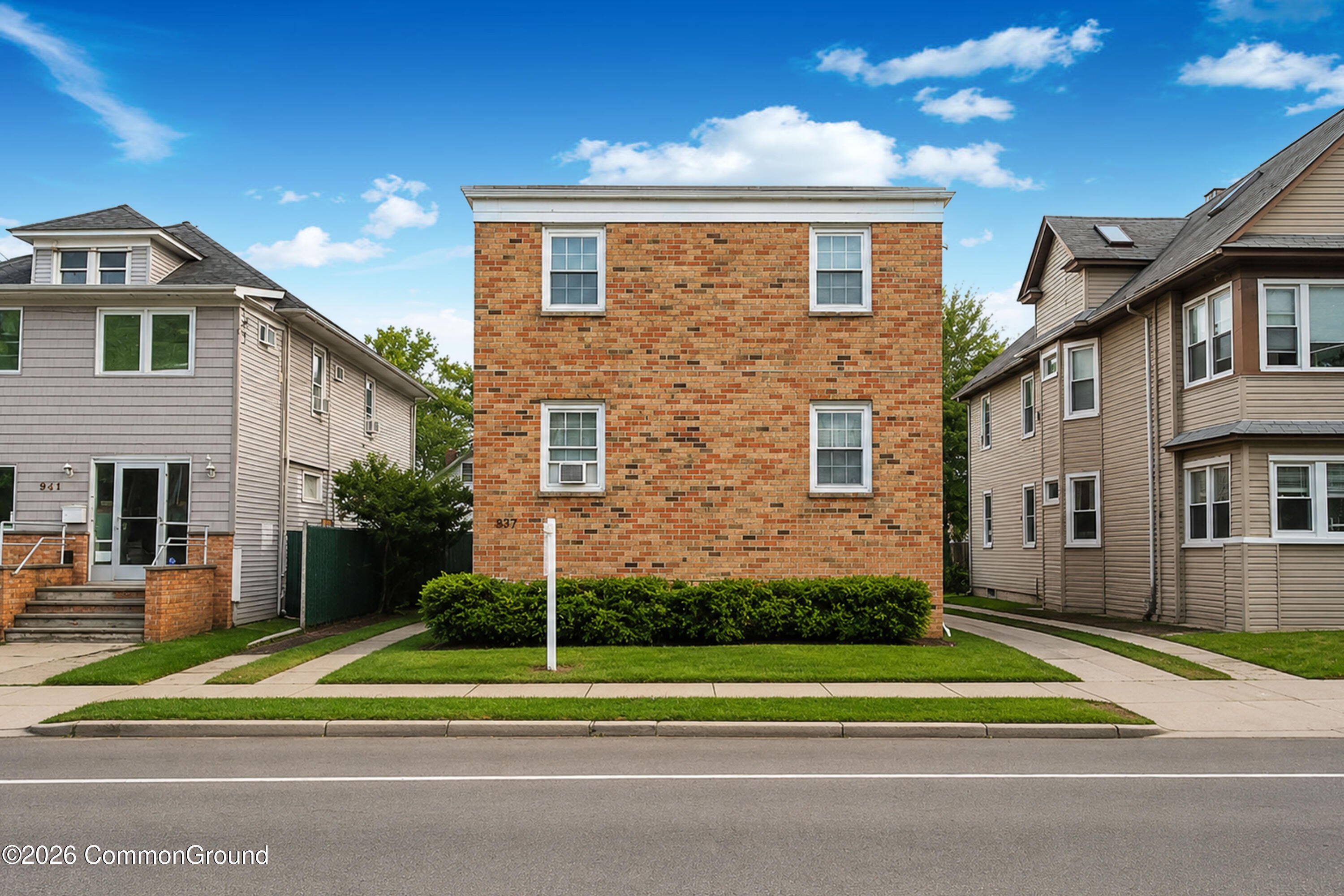 937 Forest Ave, Staten Island, NY 10310