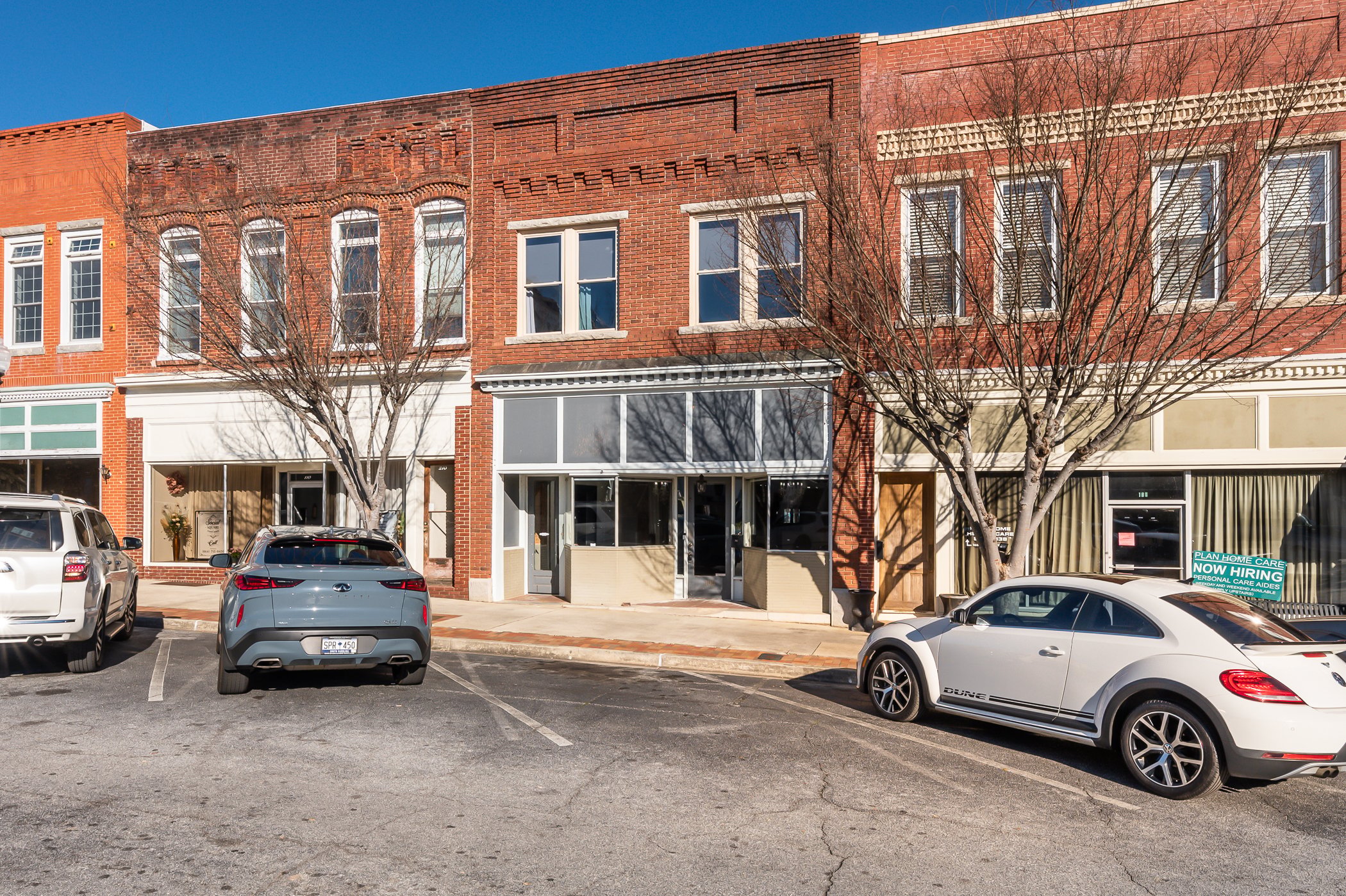 108 E Public Sq, Laurens, SC 29360
