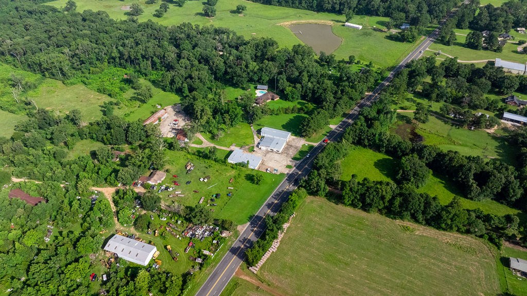 2524 Us Highway 96 N, Center, TX 75935
