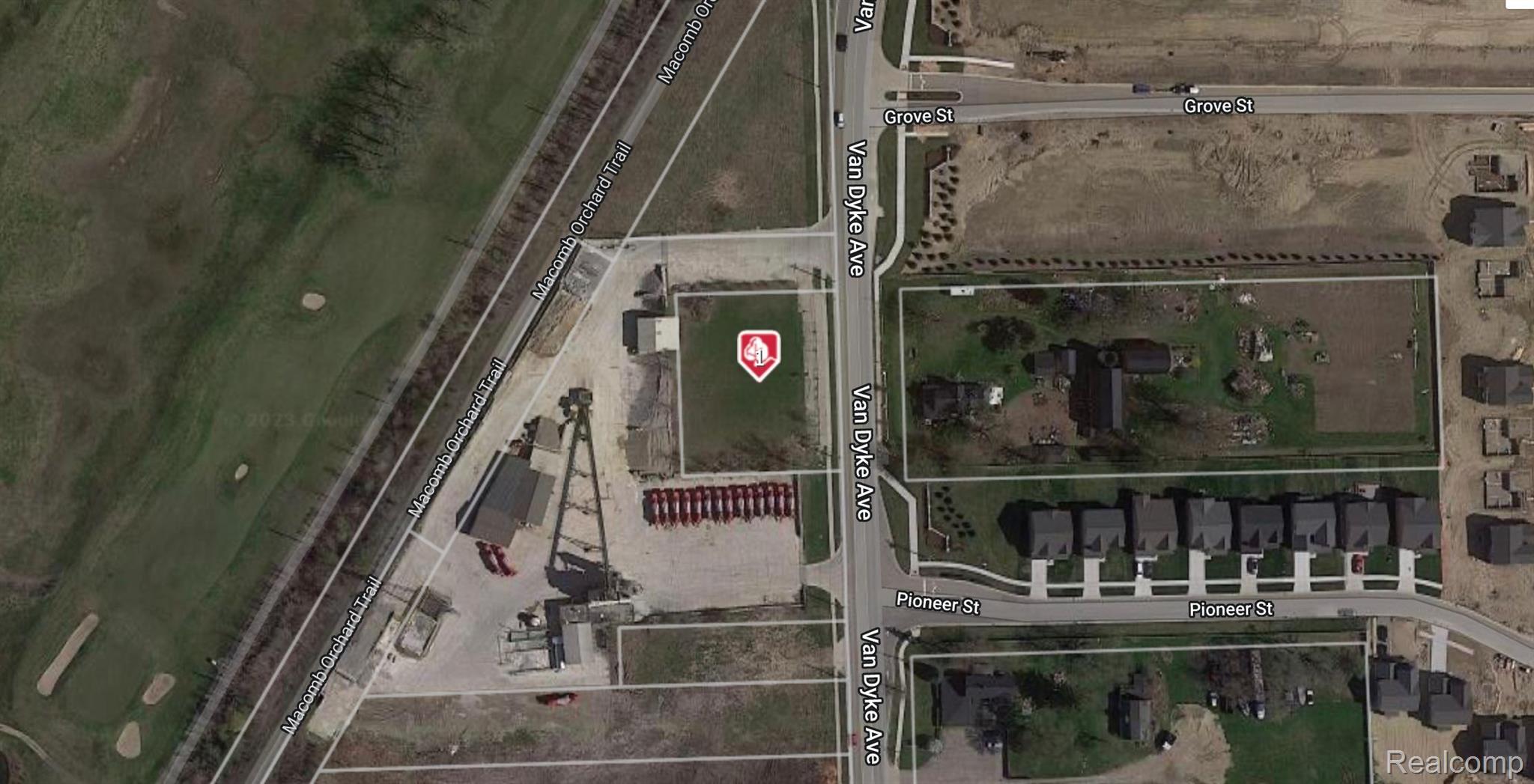 59601 Van Dyke Rd, Washington, MI 48094