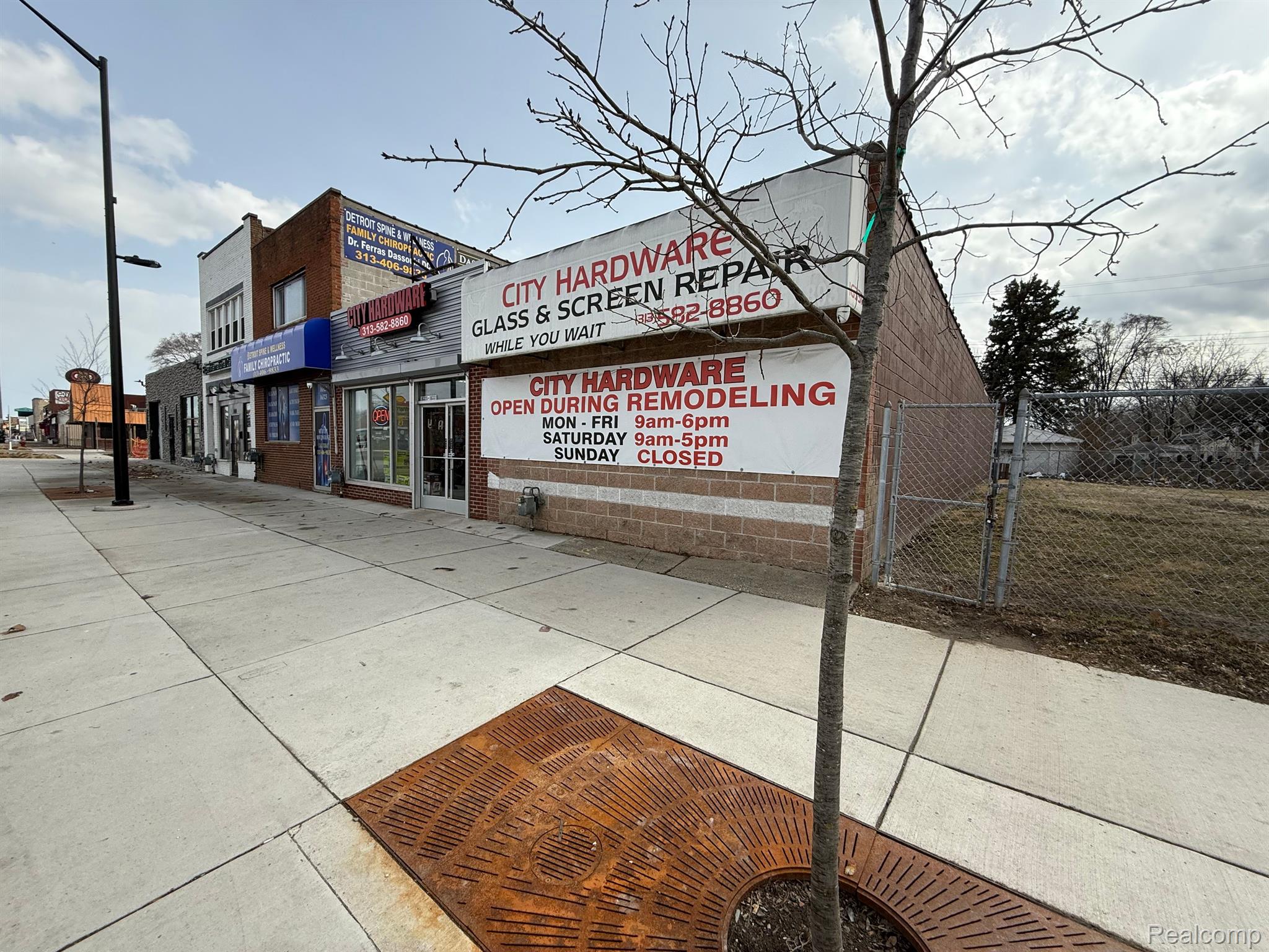 16325 W Warren Ave, Detroit, MI 48228