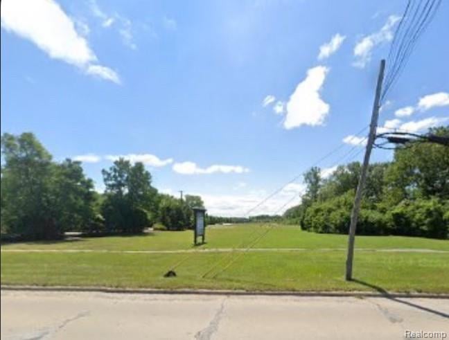 23965 Gibraltar Rd, Flat Rock, MI 48134