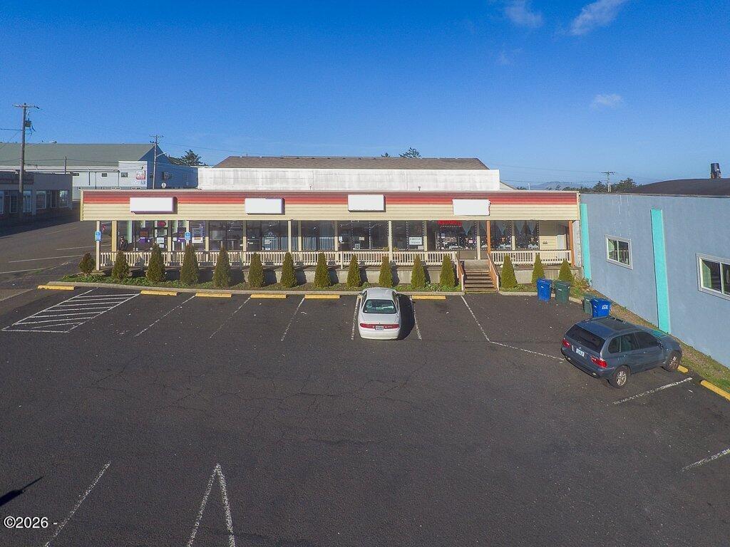 715 SW Hurbert St, Newport, OR 97365