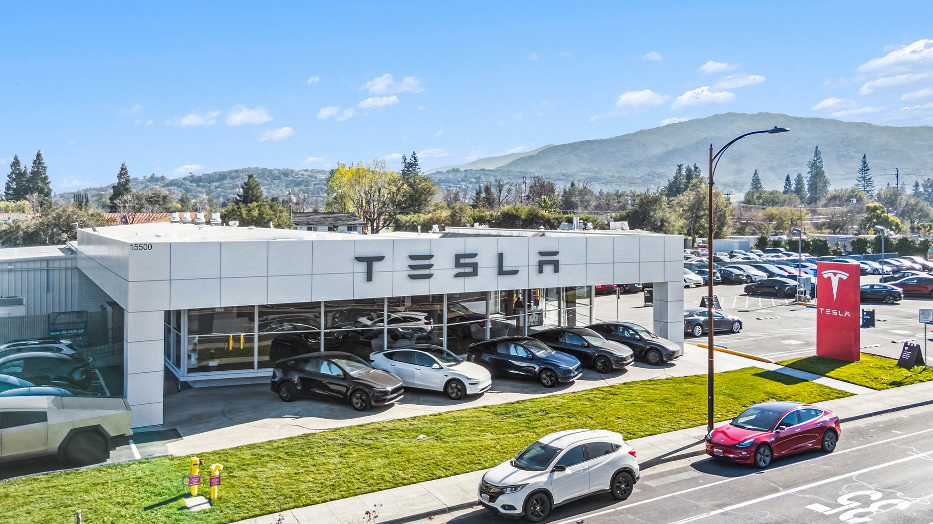 15480 Los Gatos Blvd, Los Gatos, CA 95032