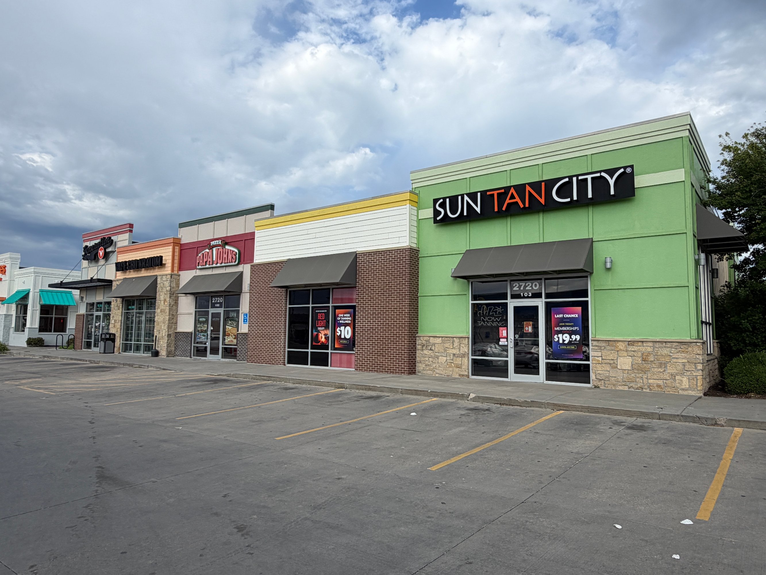 2720 Dan Ave, Lincoln, NE 68504