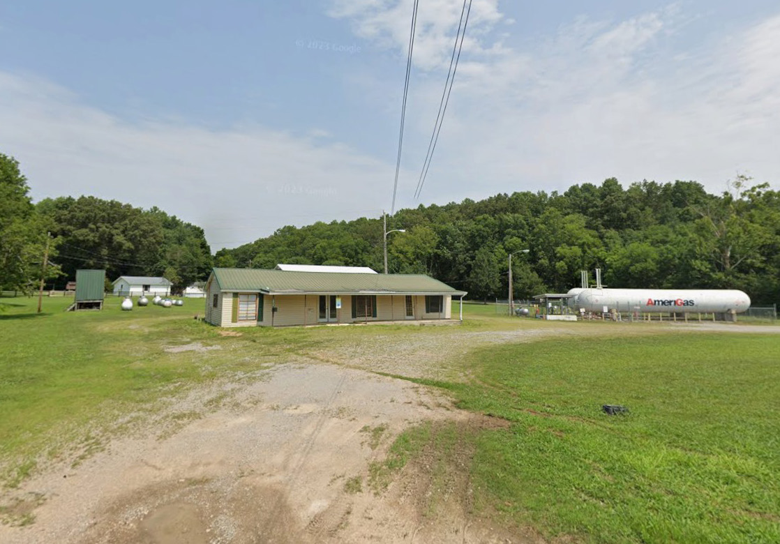 10525 Highway 13, Cumberland City, TN 37050