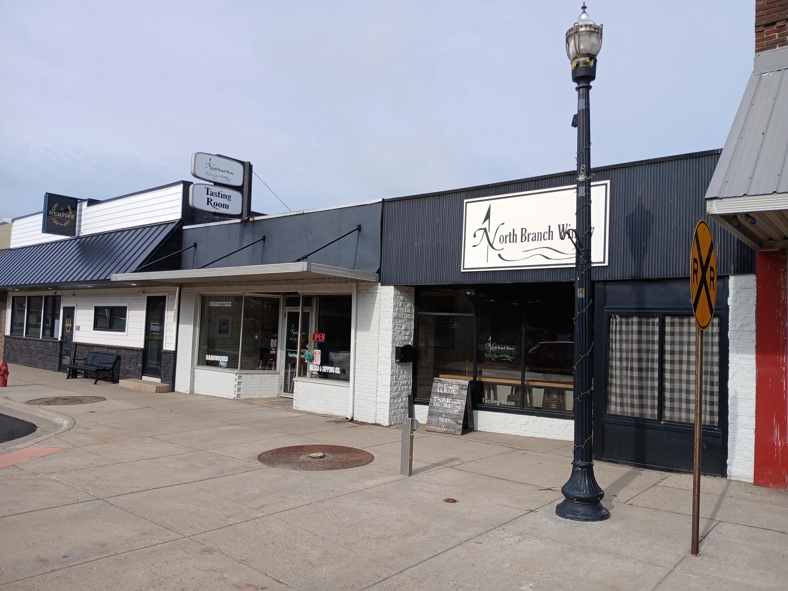 126 S Main St, Scottville, MI 49454