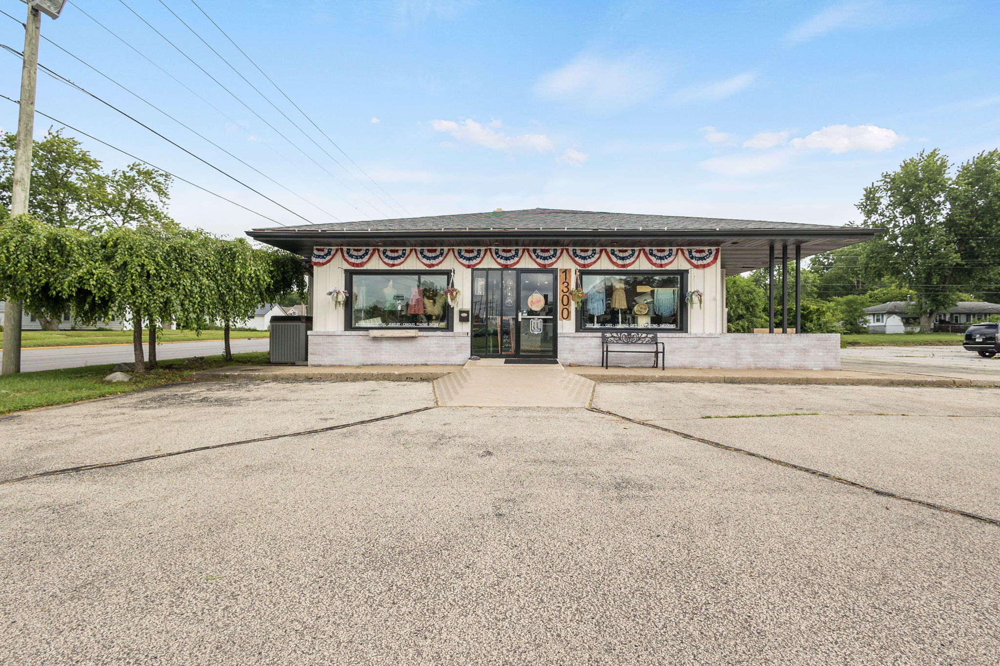 1300 Johnson St, Elkhart, IN 46514-3406