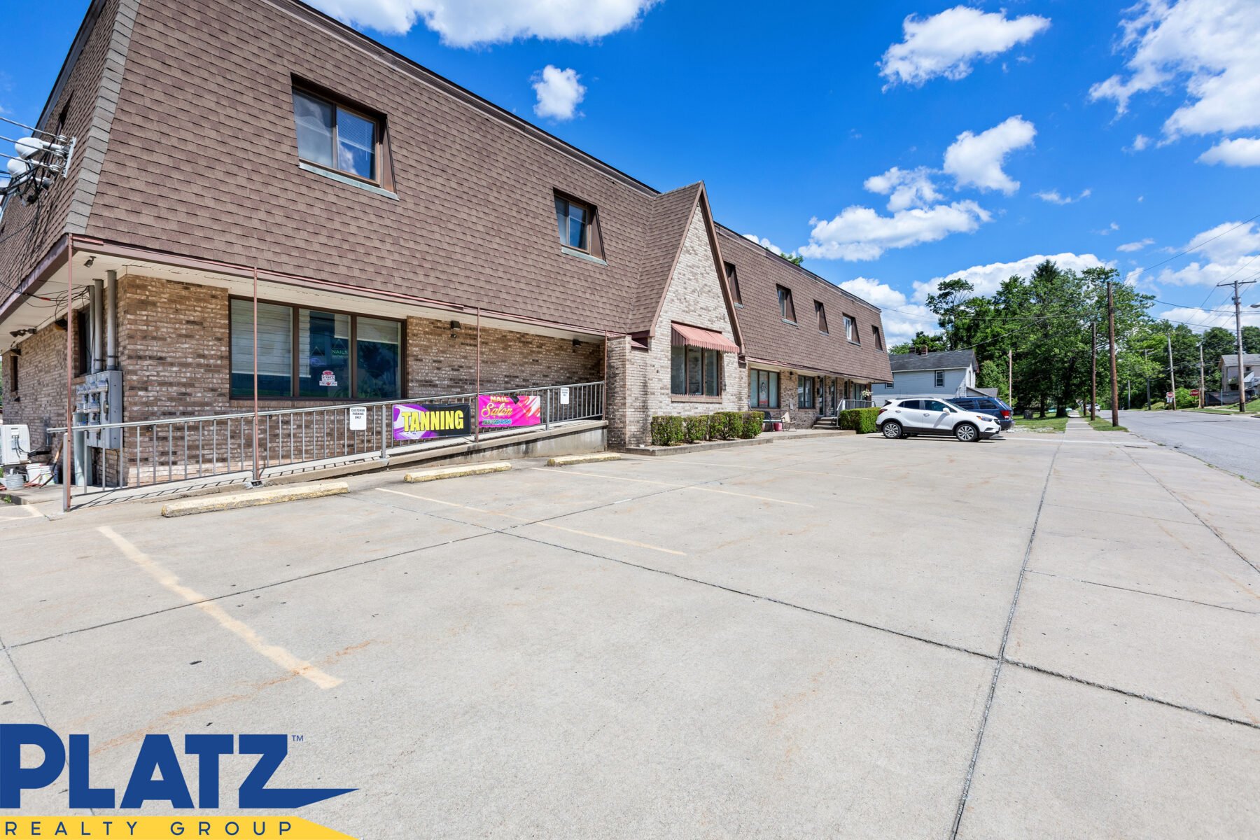 71 Terrace St, Struthers, OH 44471