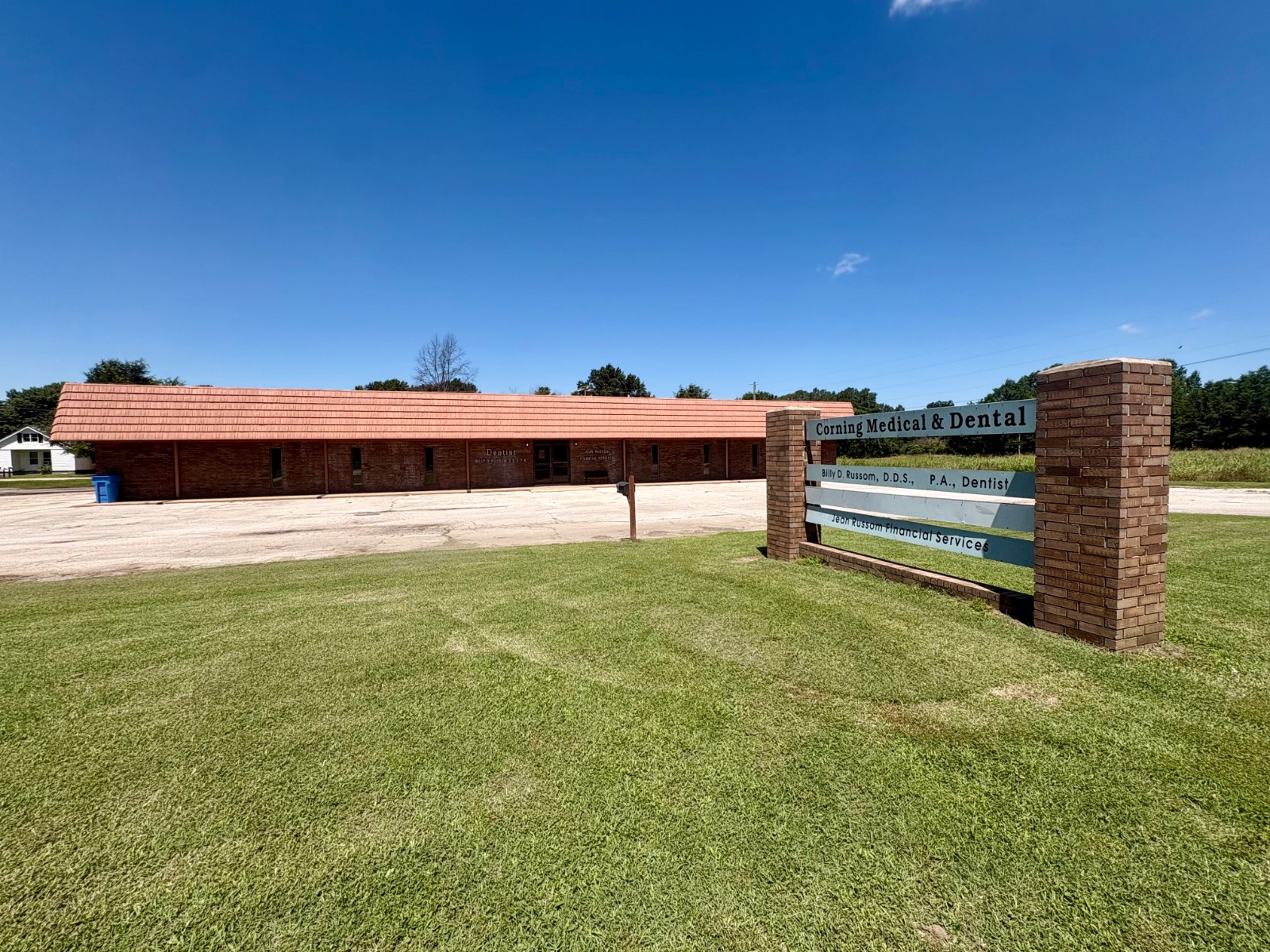 211 Hospital Dr, Corning, AR 72422