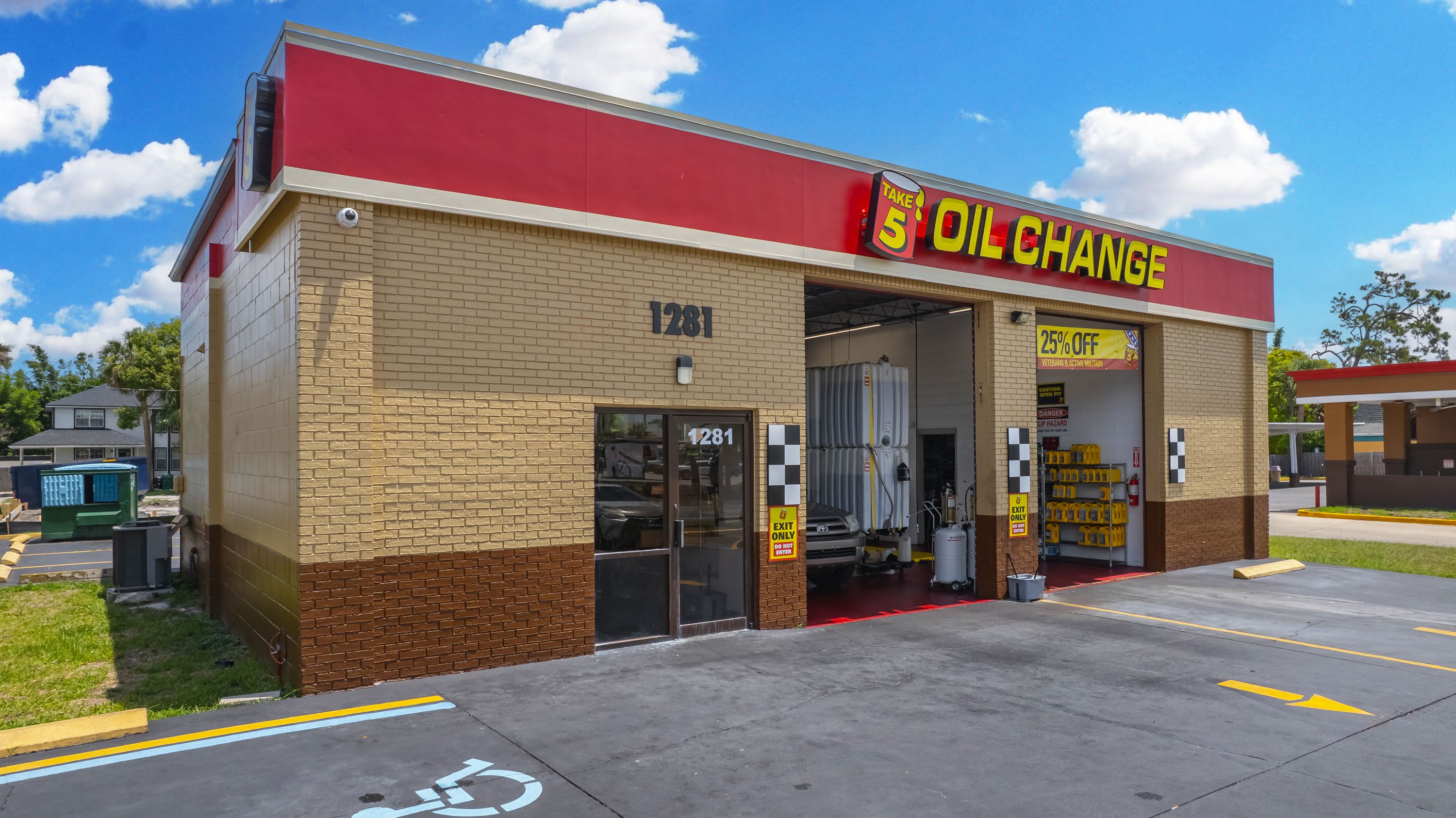 1281 Beach Blvd, Jacksonville Beach, FL 32250