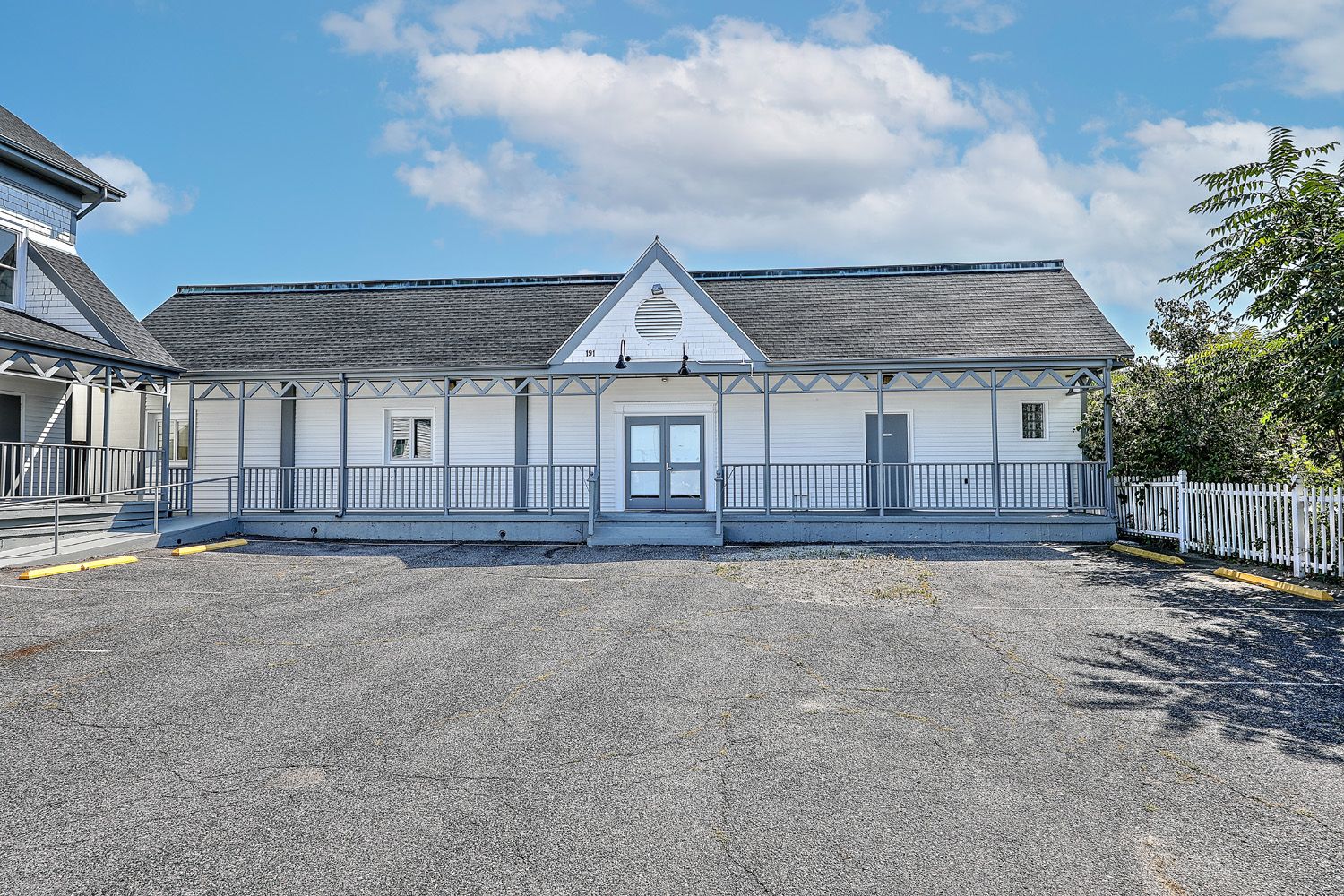 191 Nashua St, Providence, RI 02904
