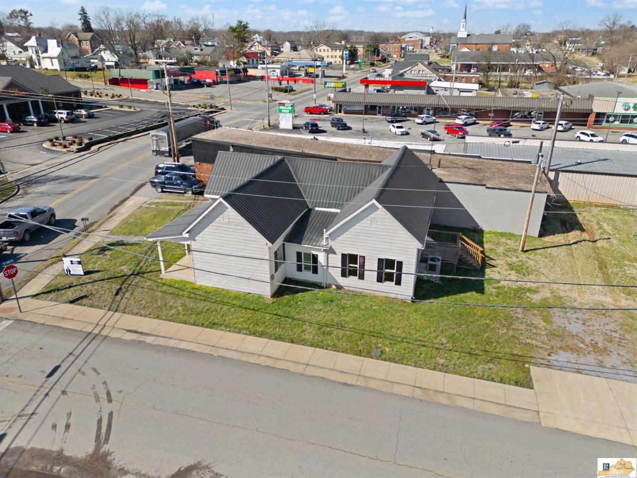 615 E Main St, Scottsville, KY 42164