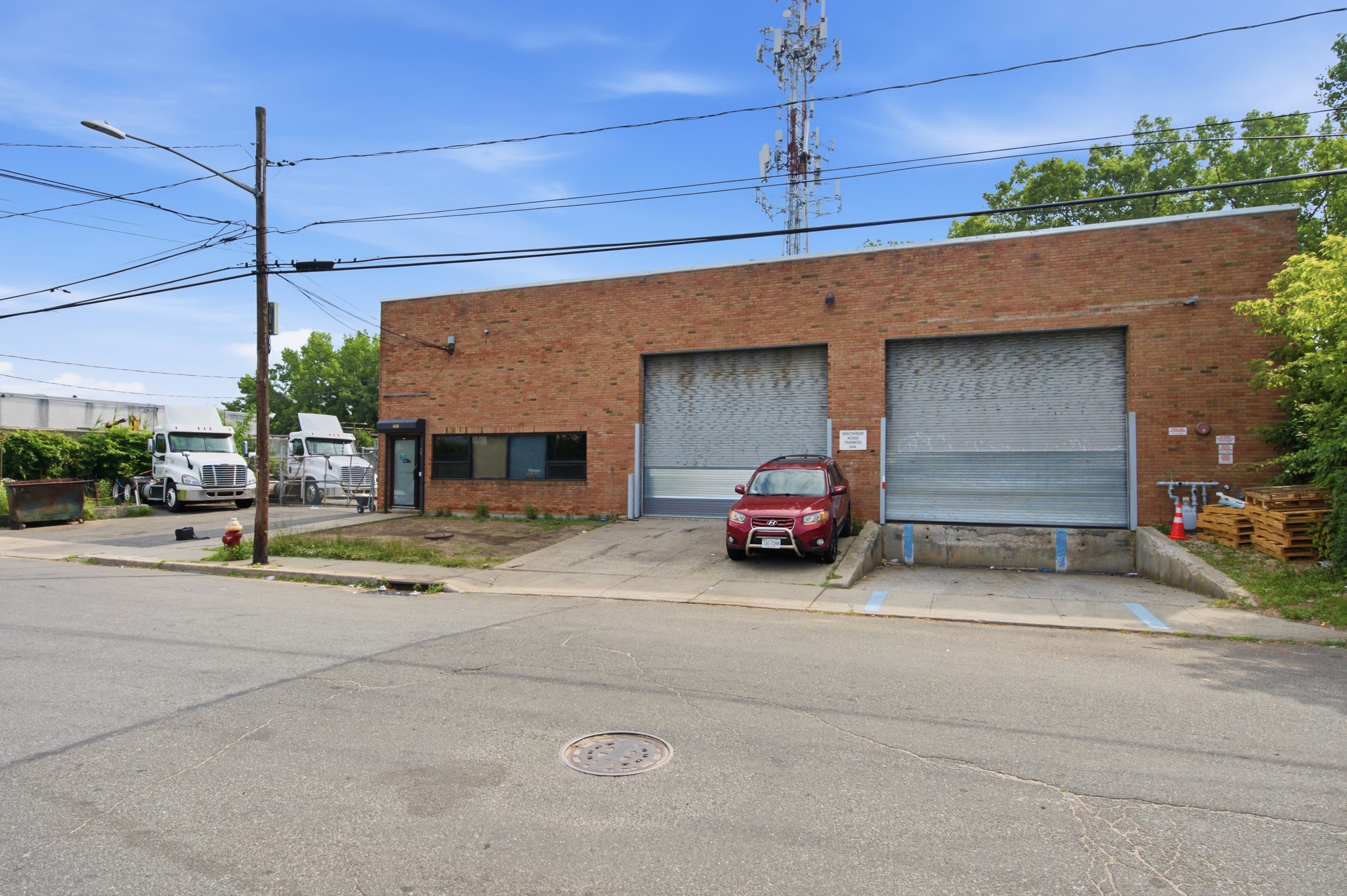 254 Henry St, Inwood, NY 11096