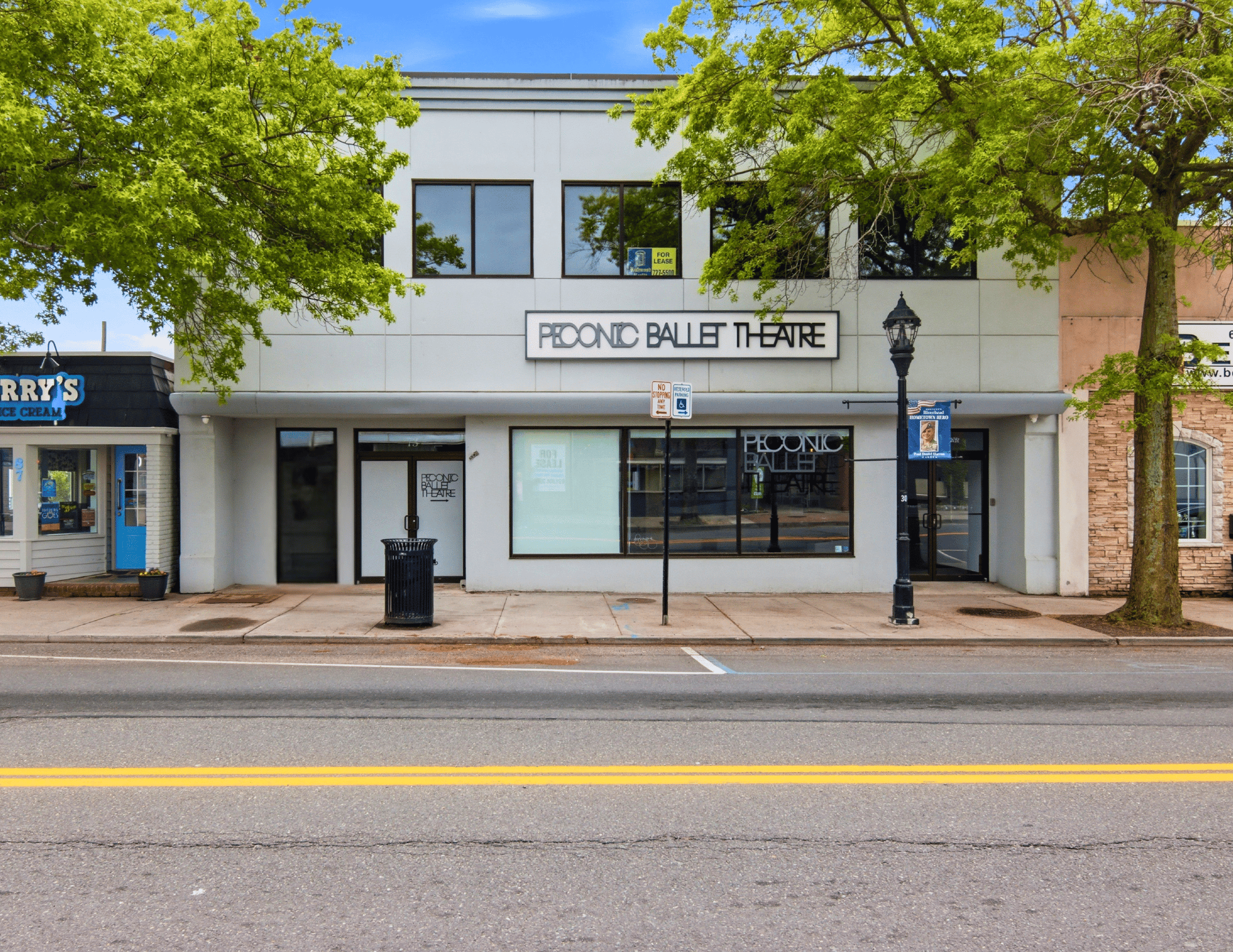 71 E Main St, Riverhead, NY 11901