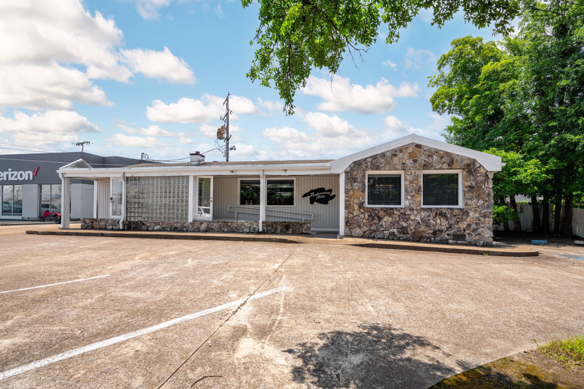 5618 Old Mission Rd, Chattanooga, TN 37411