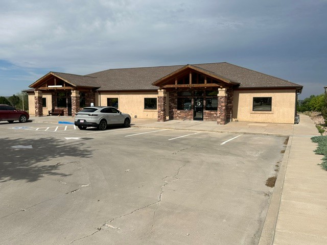 4732 Eagleridge Cir, Pueblo, CO 81008