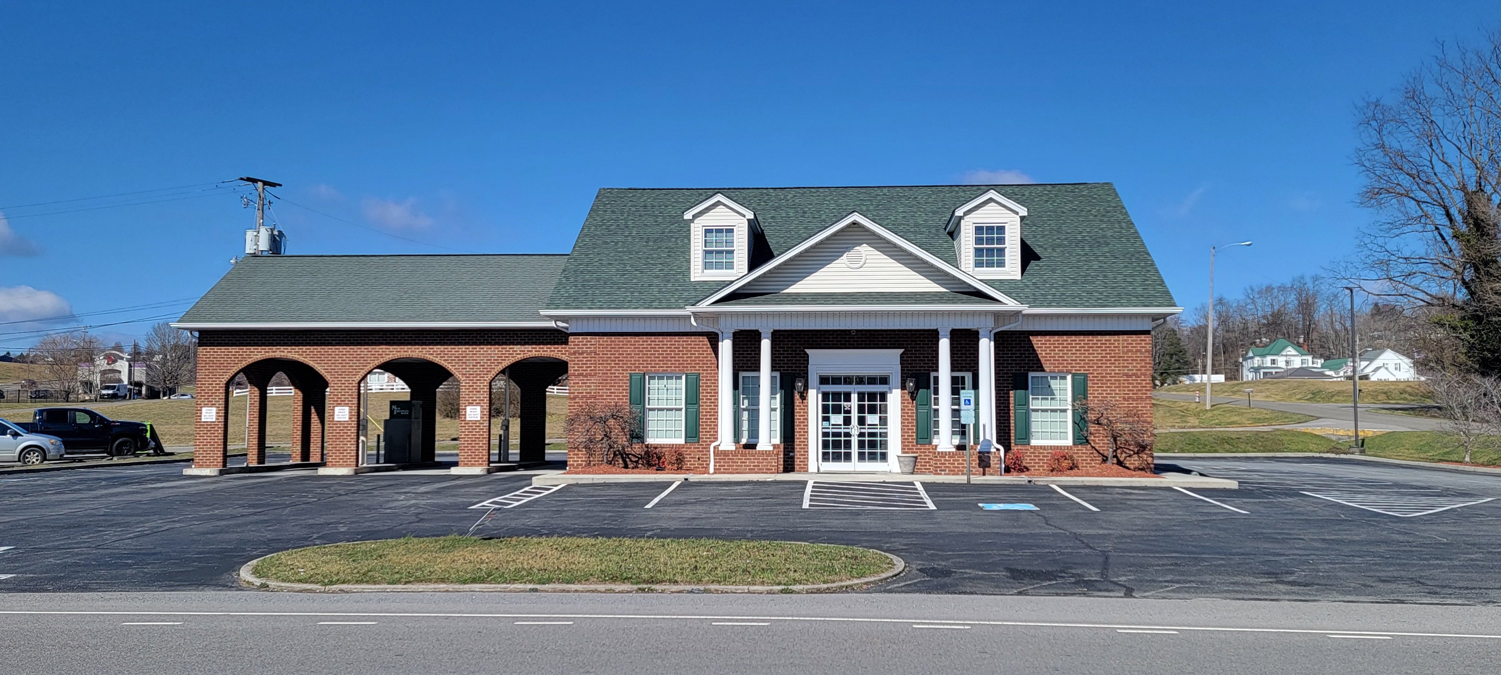 155 E Lee Hwy, Chilhowie, VA 24319