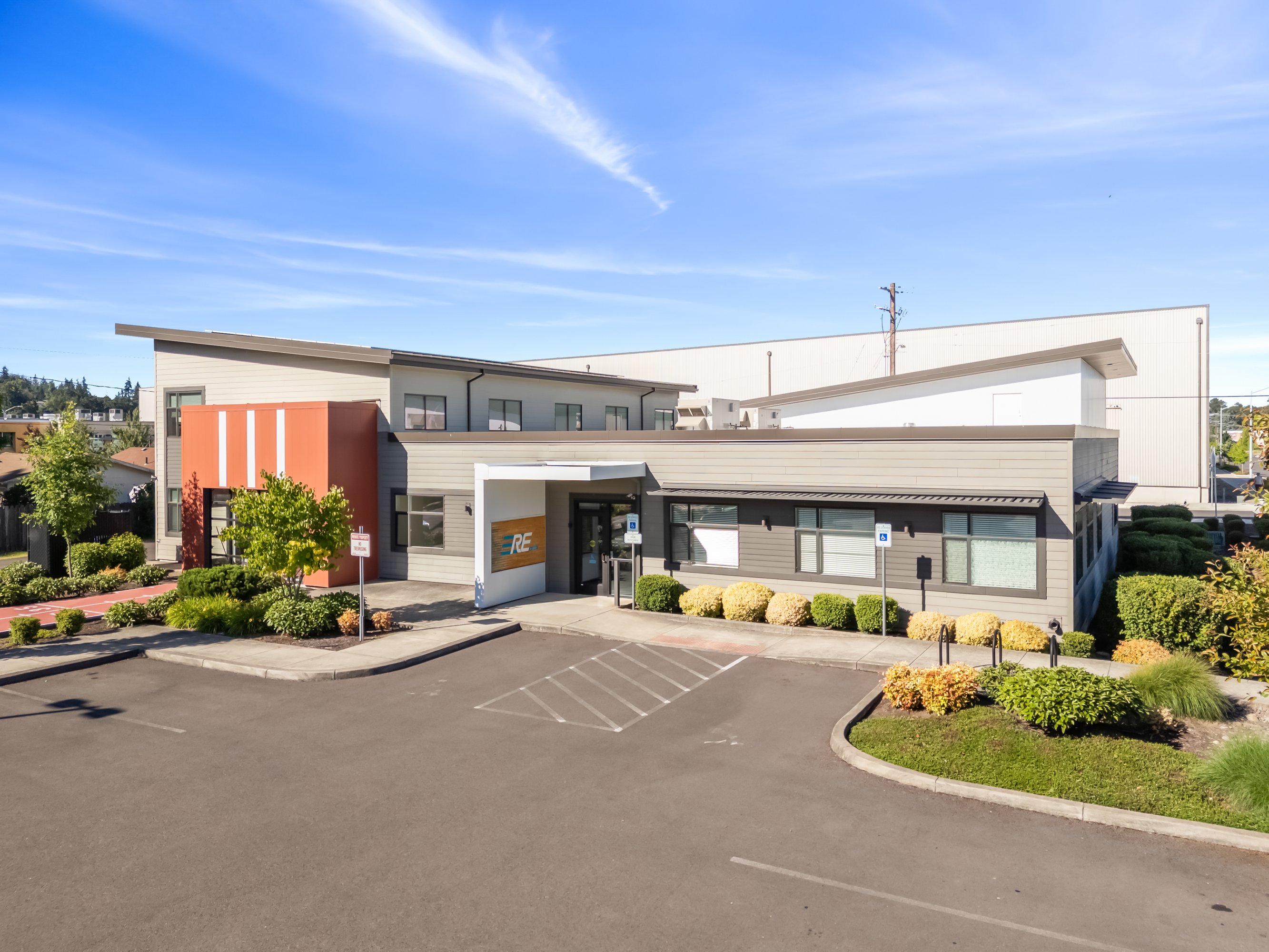 1025 2Nd St Northwest, Salem, OR 97304