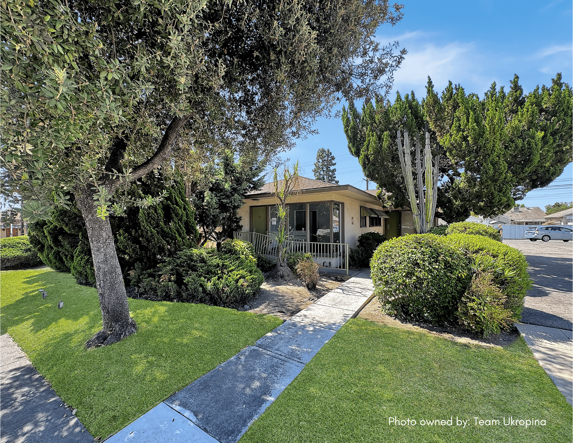 166 E Foothill Blvd, Arcadia, CA 91006