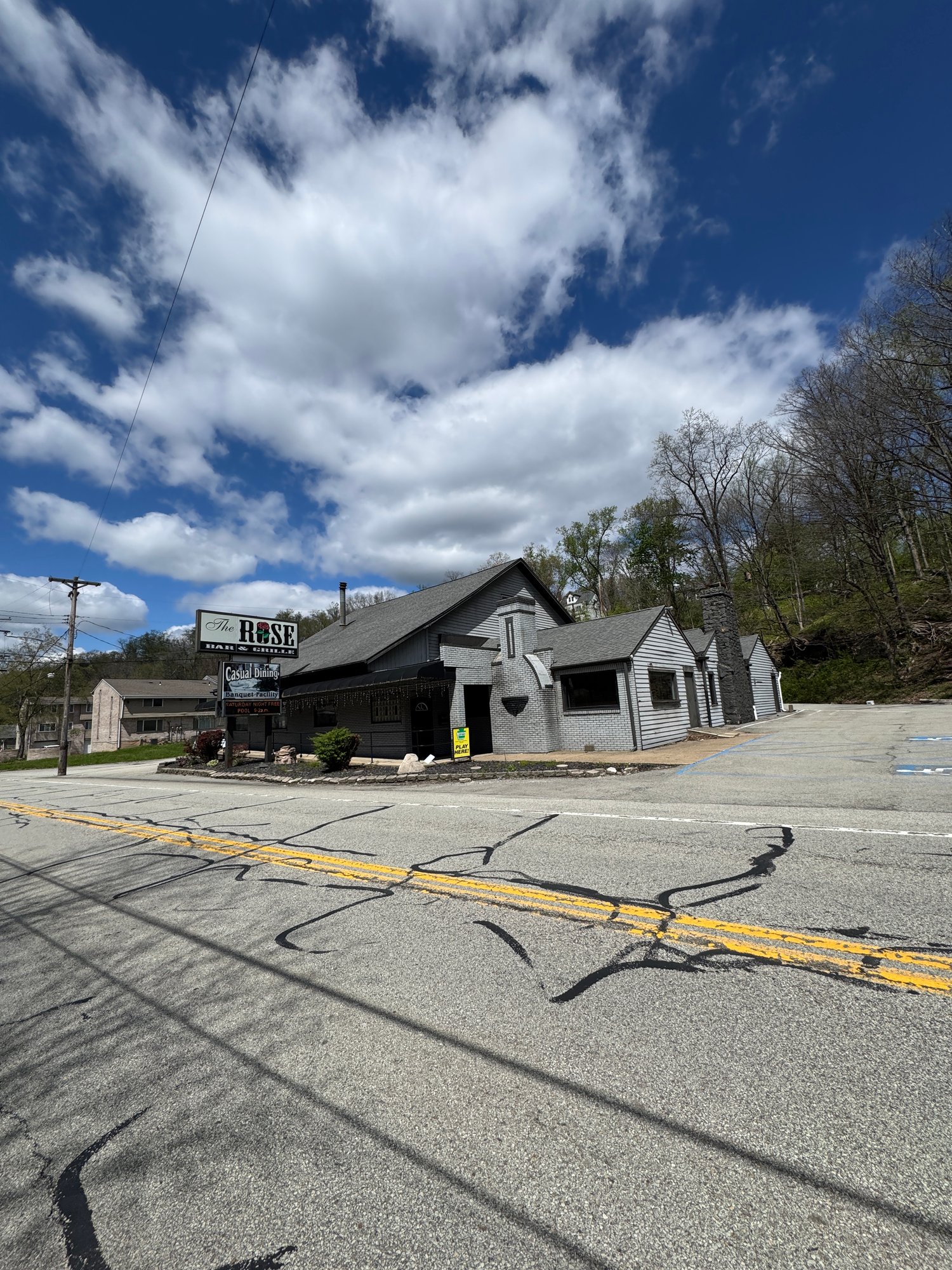 2811 Lincoln Way, White Oak, PA 15131