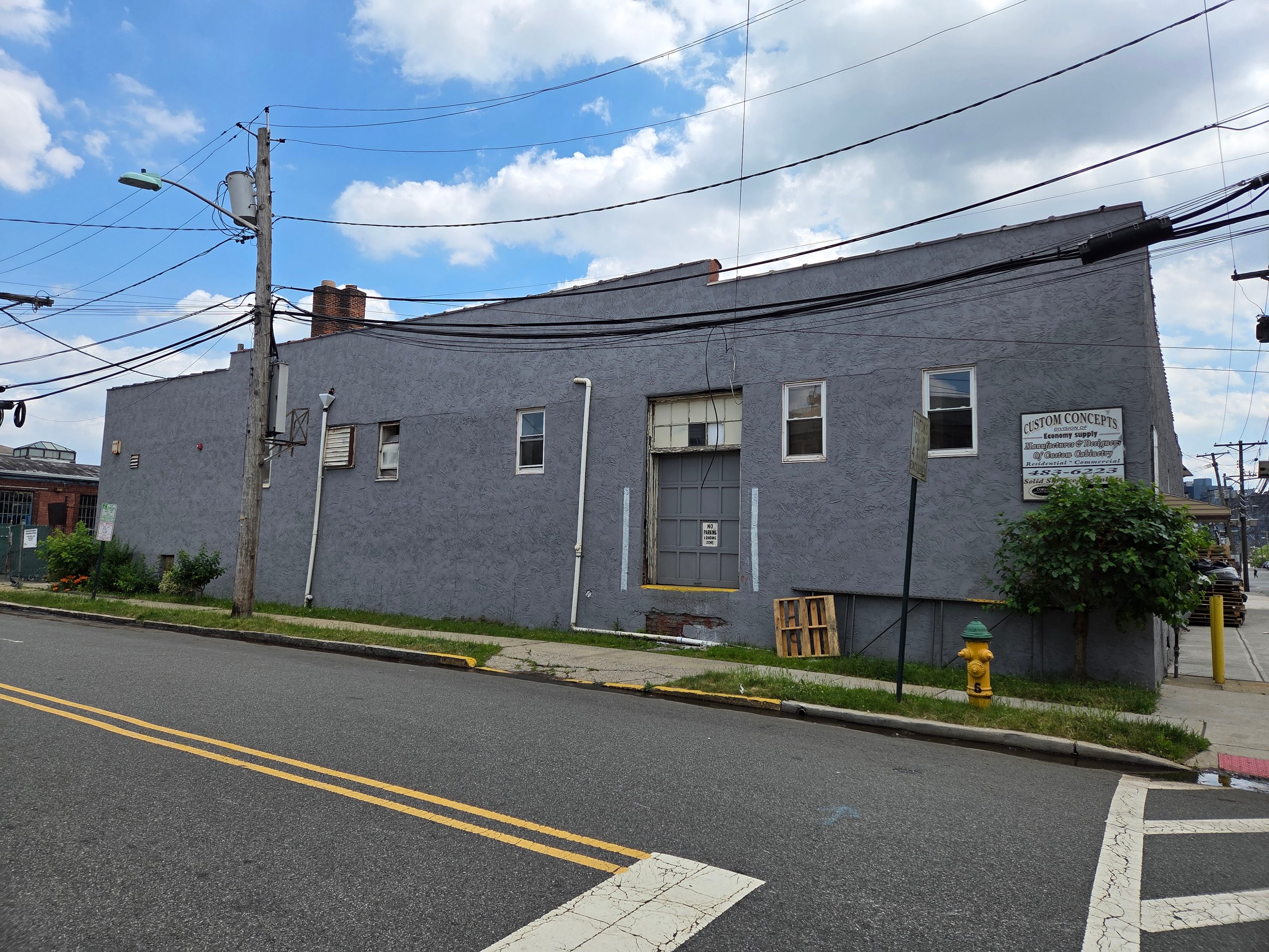 300 1St St, Harrison, NJ 07029